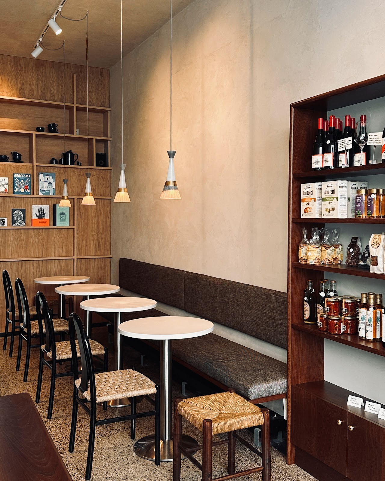 Peppi Deli: the place