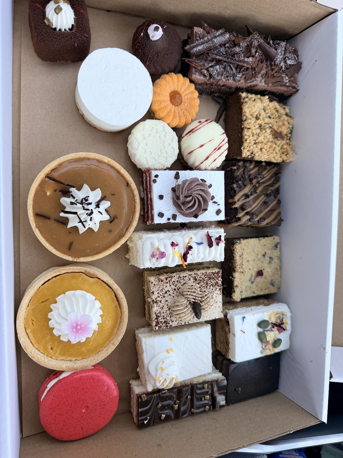 Pâtisserie Verte: food & drinks