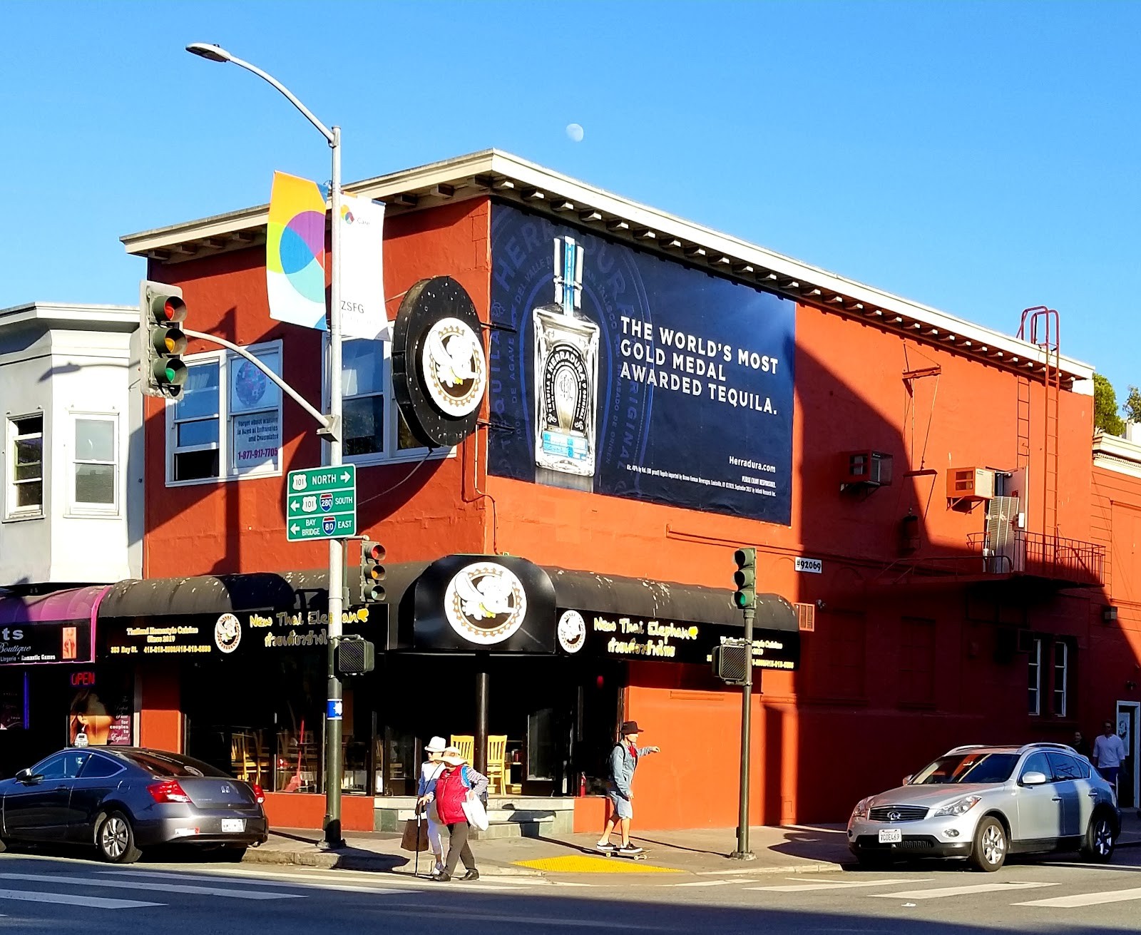 New Thai Elephant: the place