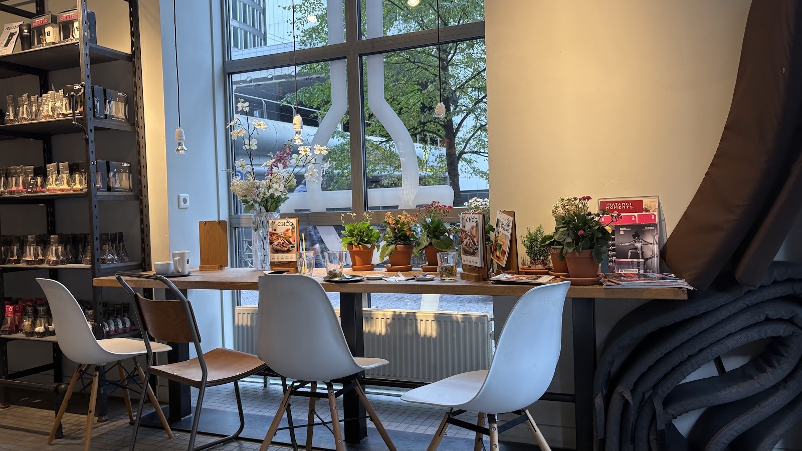 The Chocolate Company Cafe: the place