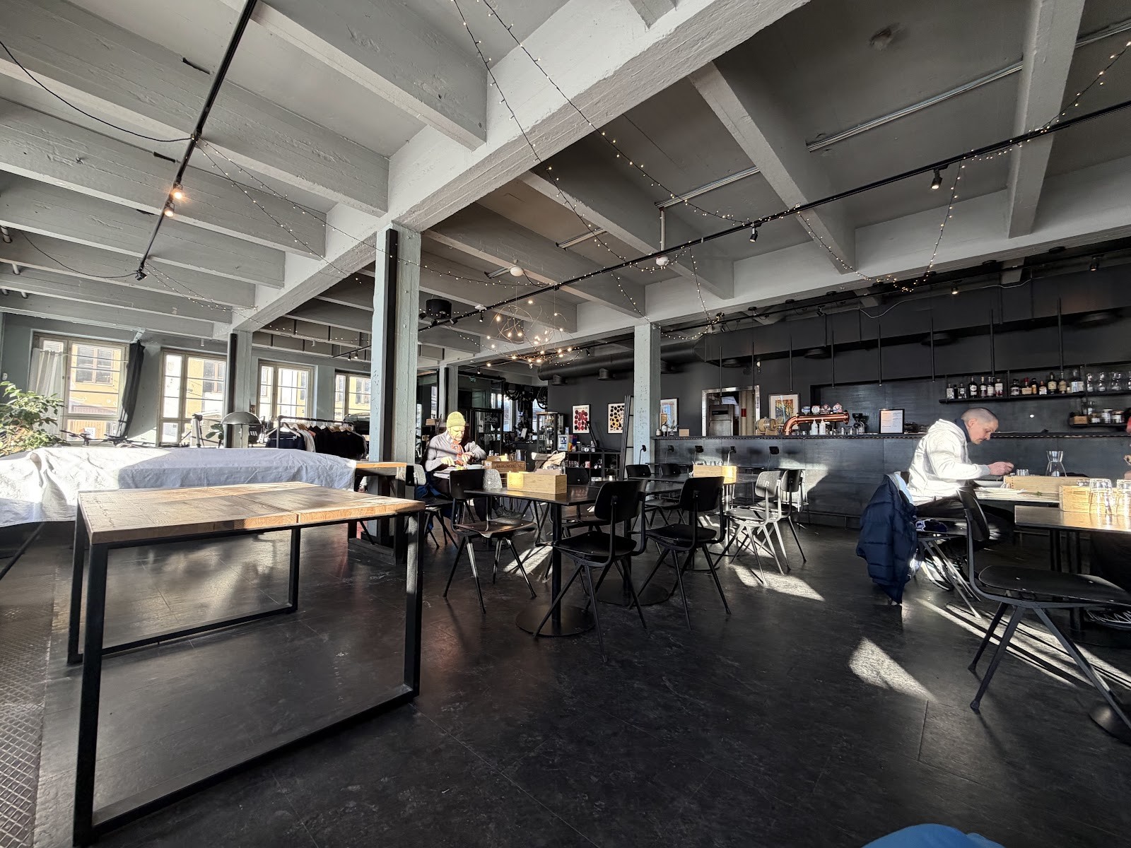Peloton Cycling Eatery: the place