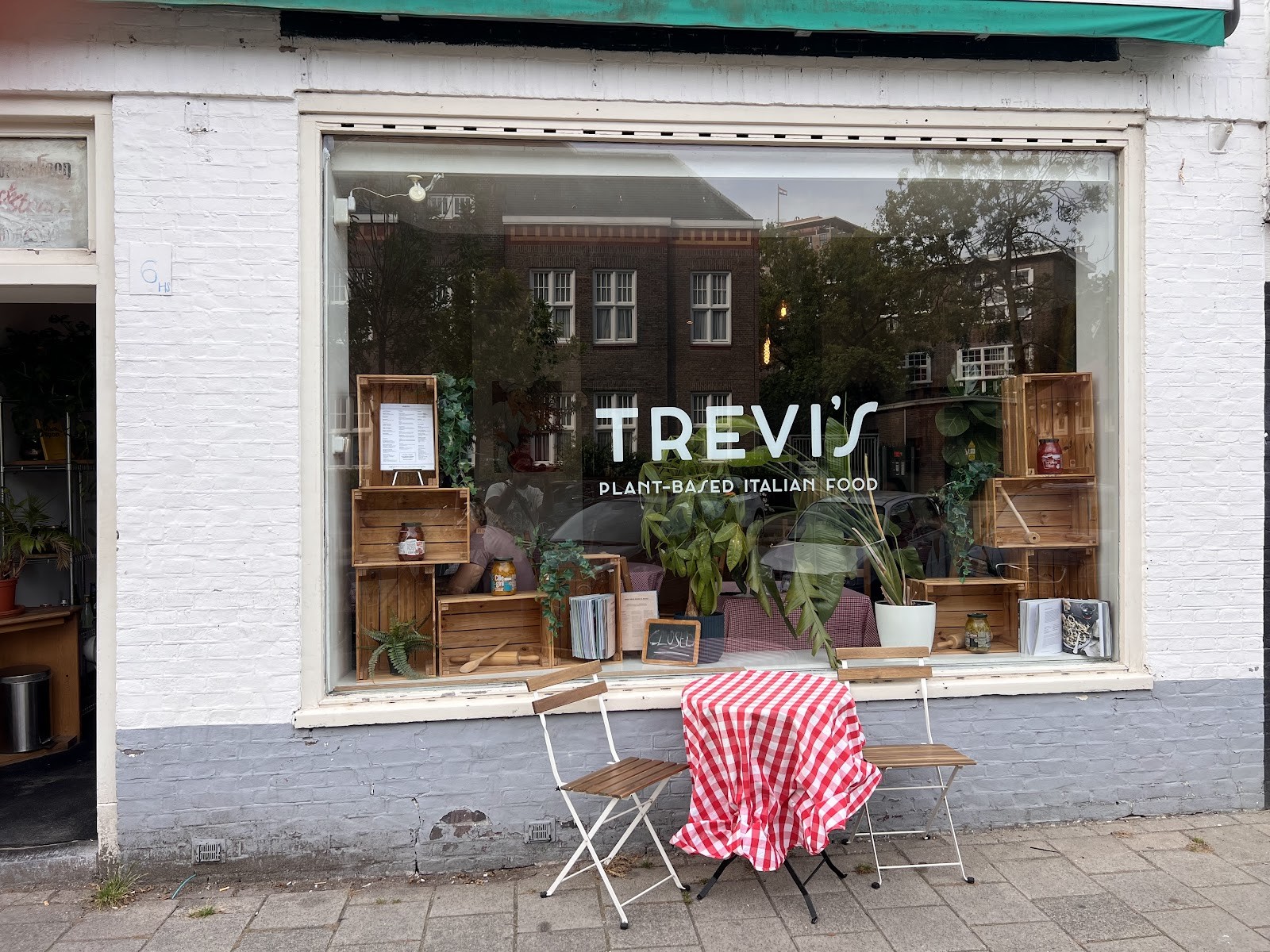Trevis Amsterdam: the place