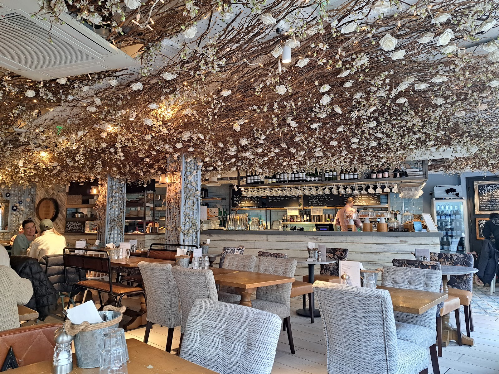 Megan's by the Green (Parsons Green): the place