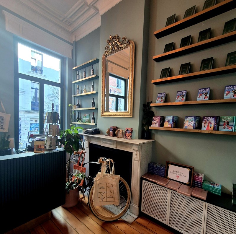 Luddites Books & Wine: photo