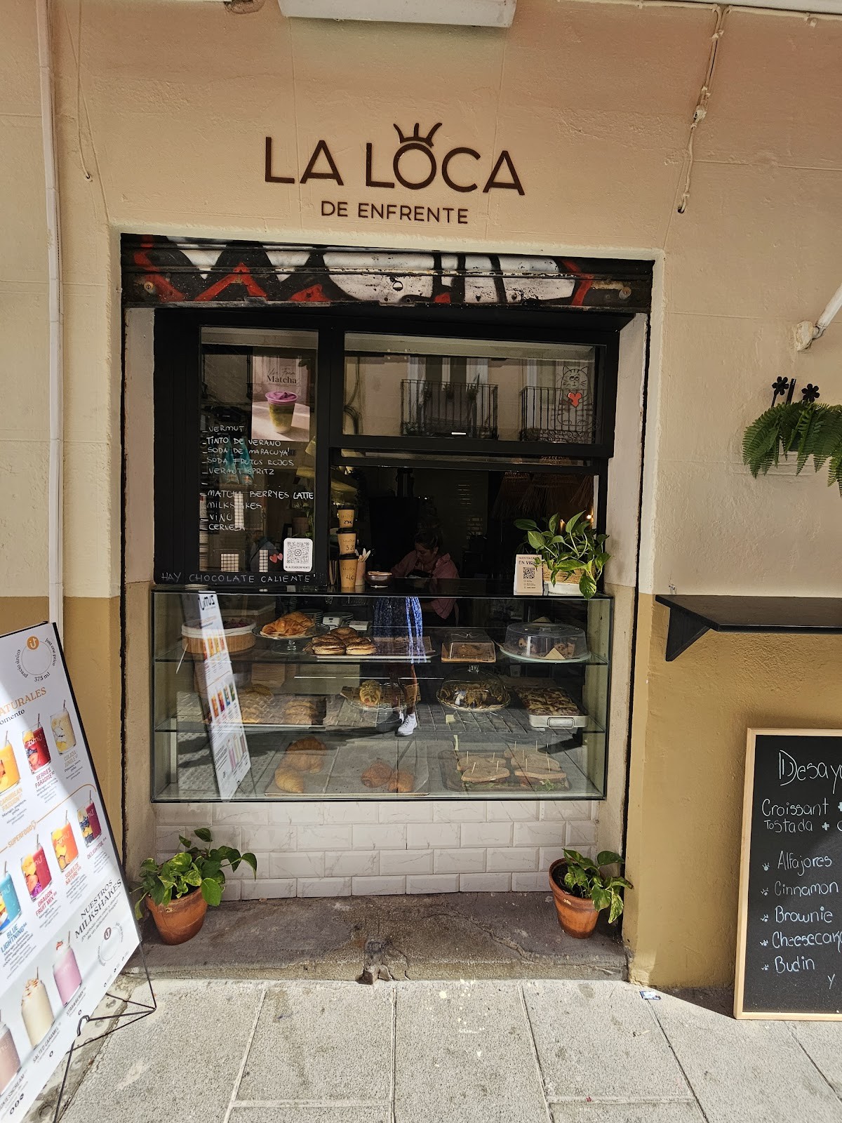 La Loca de Enfrente: the place