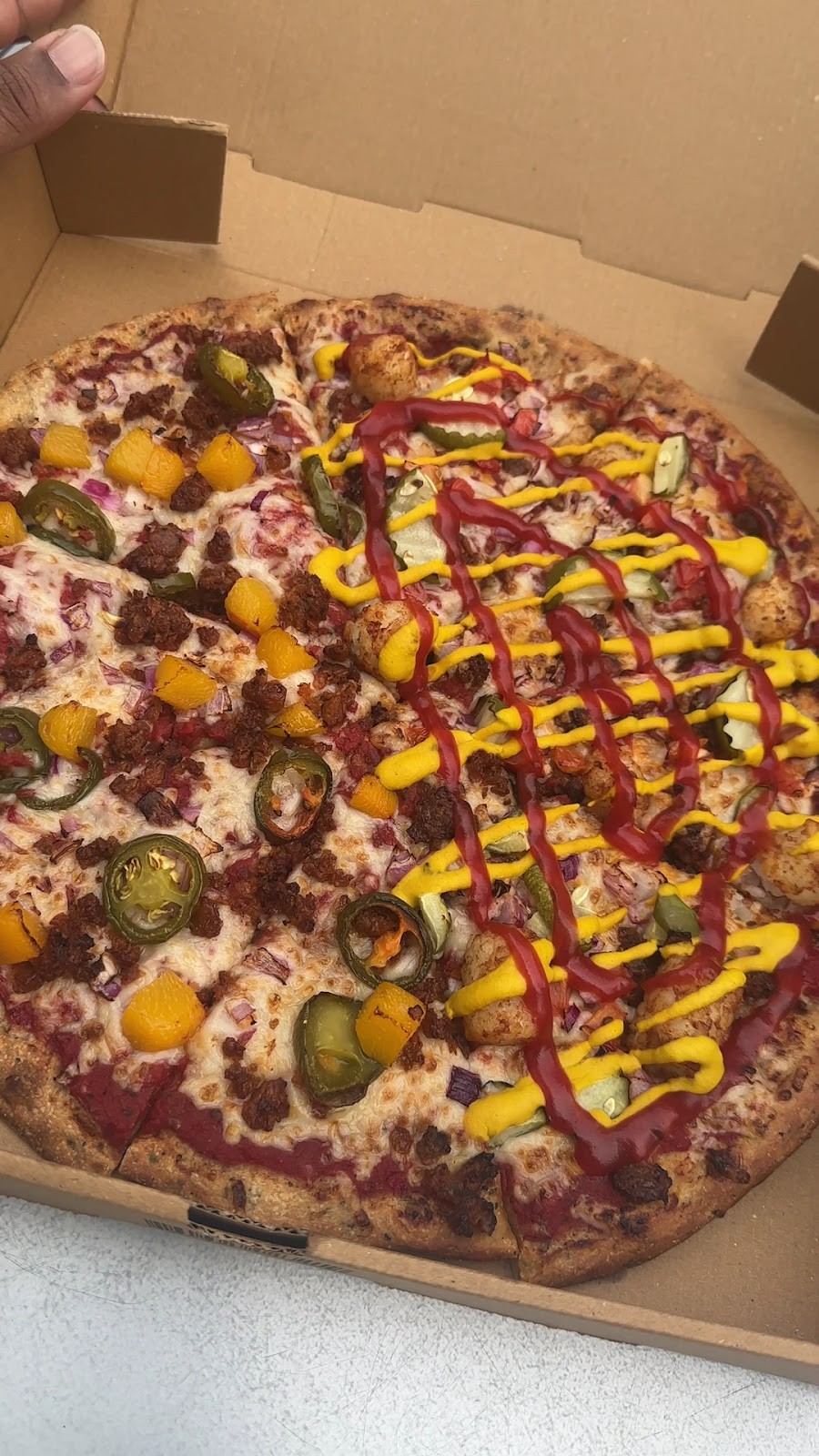 Plant Based Pizzeria: food & drinks