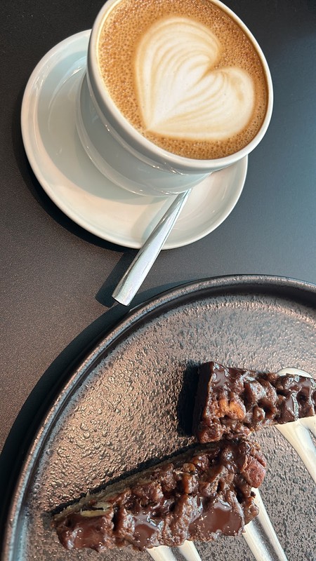 Menagerie Eatery: photo