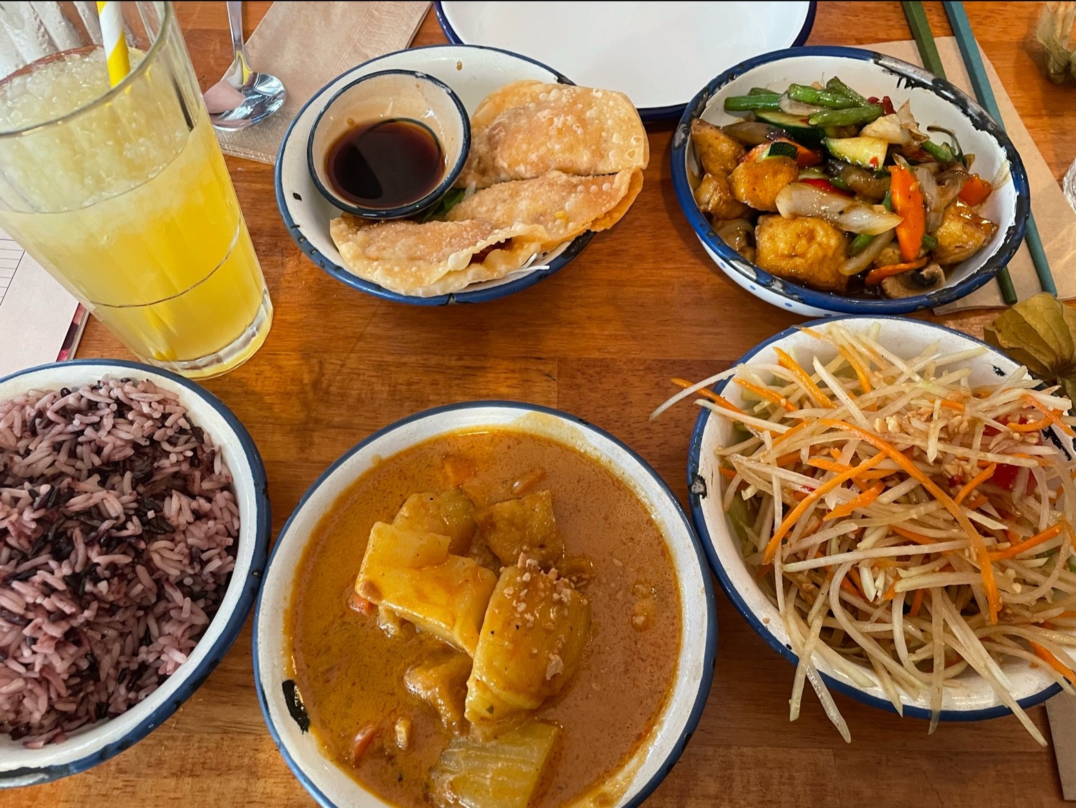 li.ke : serious||thai||vegan: food & drinks