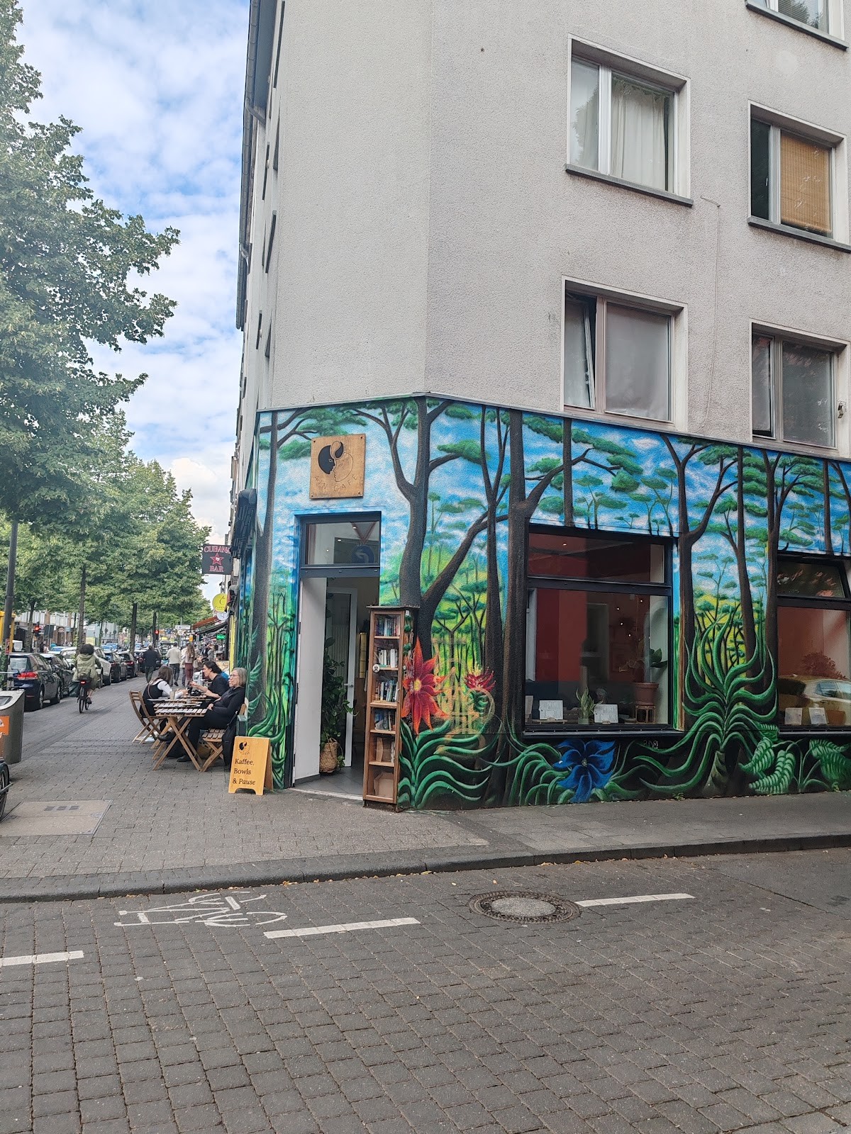 Ain Café: the place