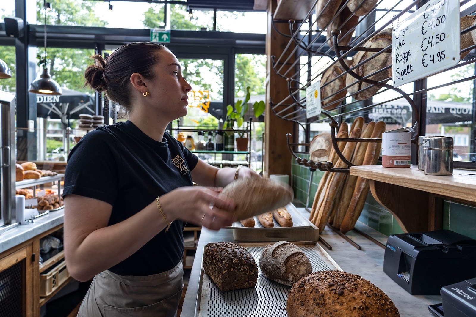 Le Pain Quotidien: the place