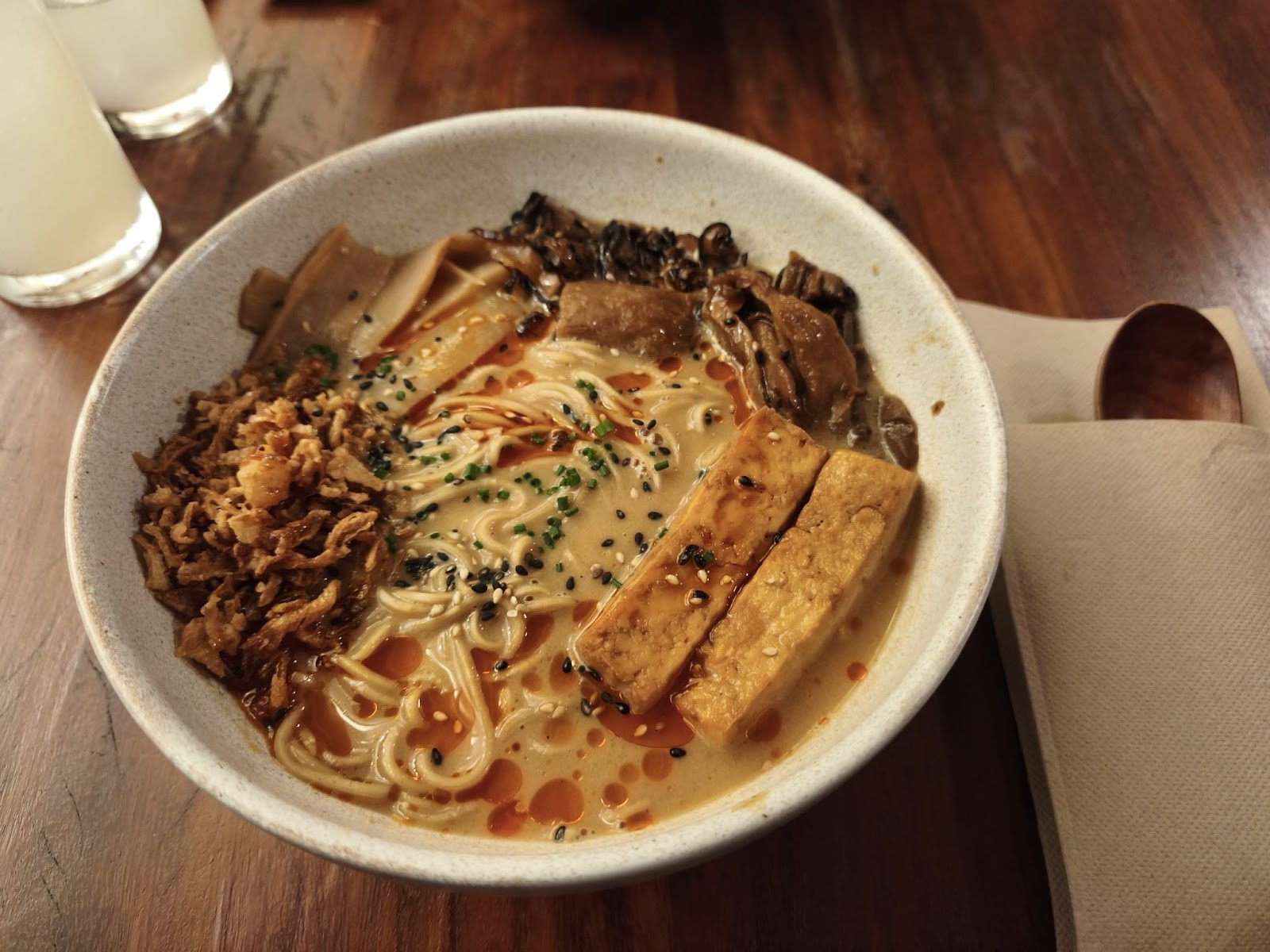 UMAMI PLANT BASED: food & drinks