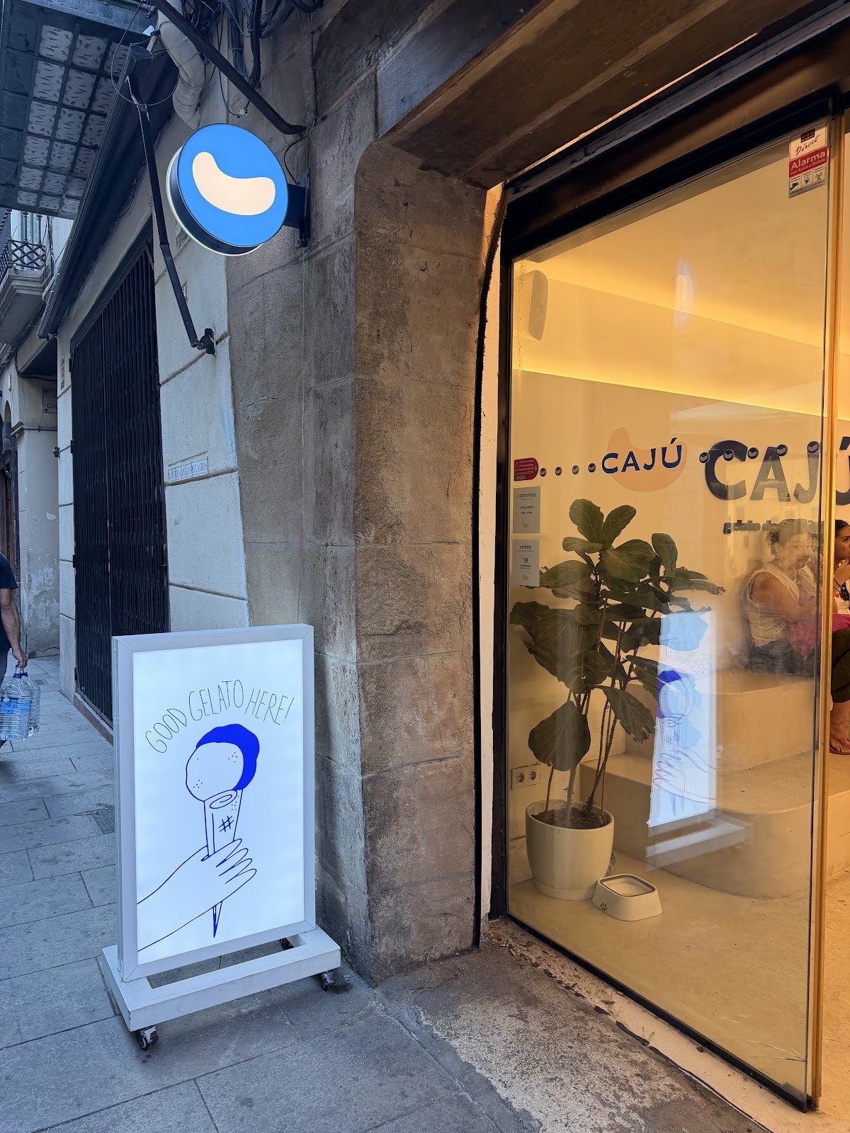CAJÚ gelato: the place