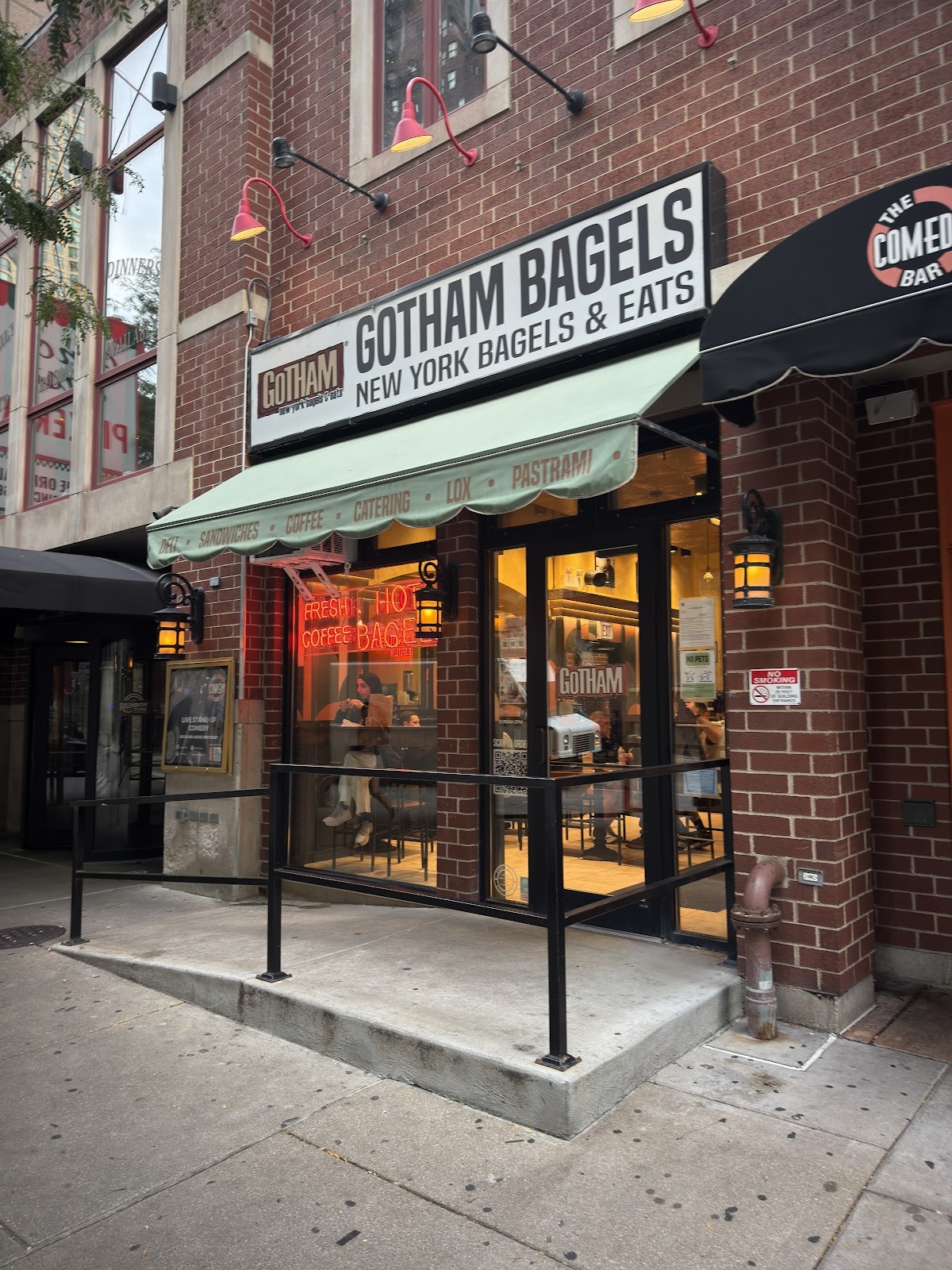 Gotham Bagels - Magnificent Mile: the place