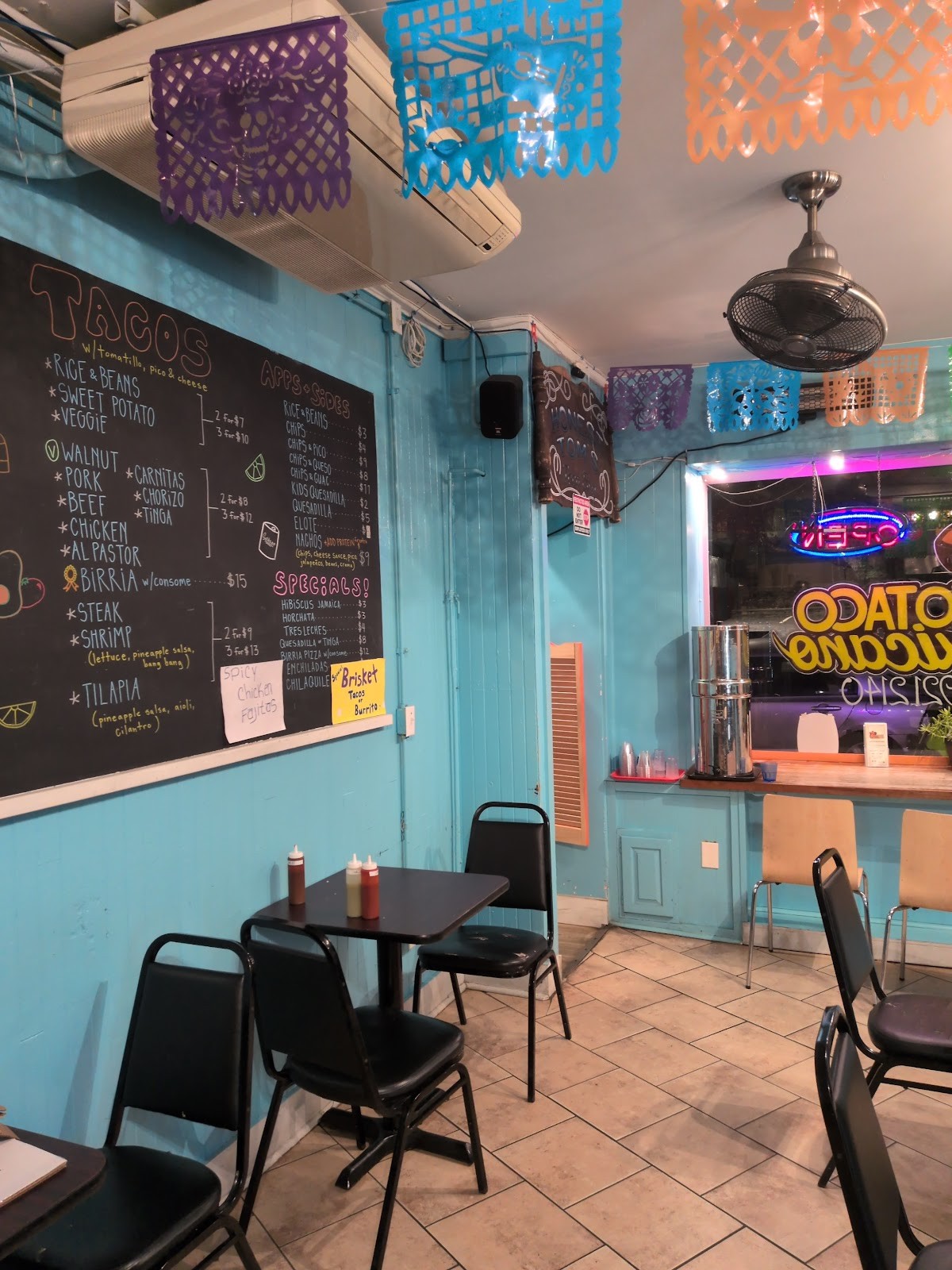 TACOTACOMEXICANO: the place