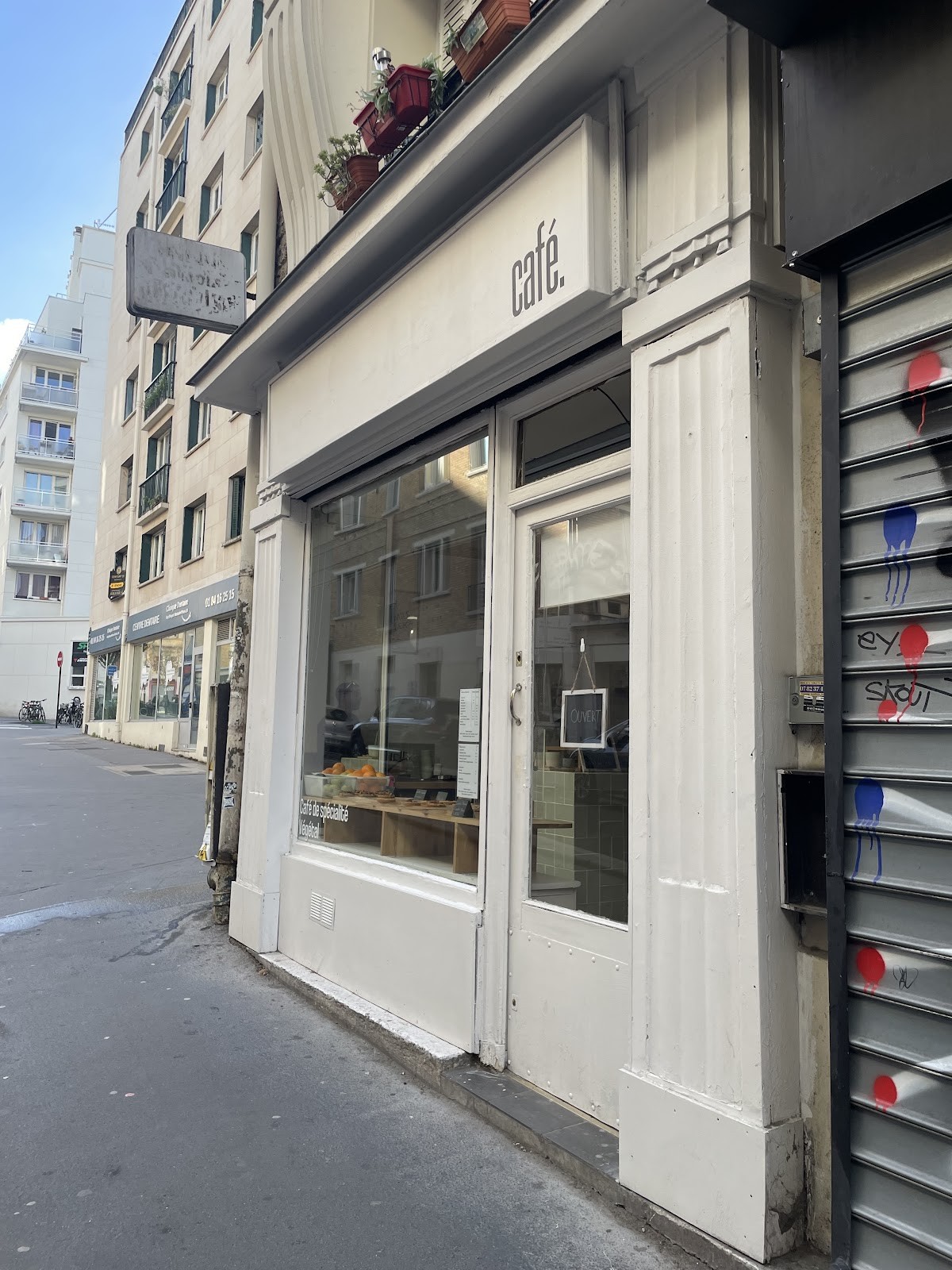 Café.Marcadet: the place