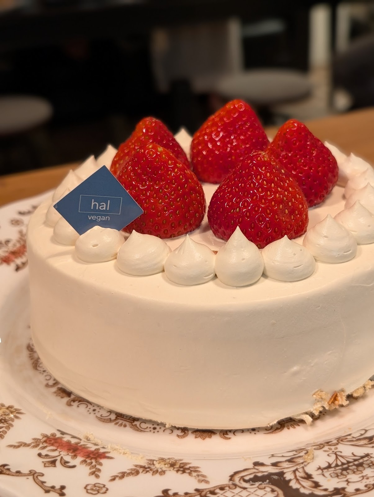 hal okada vegan patisserie: food & drinks