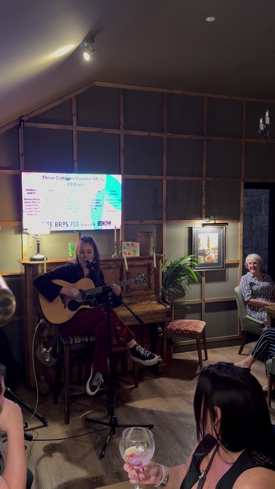 Three Cottages Cafe: the place