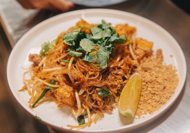 Norah Belmont: food & drinks