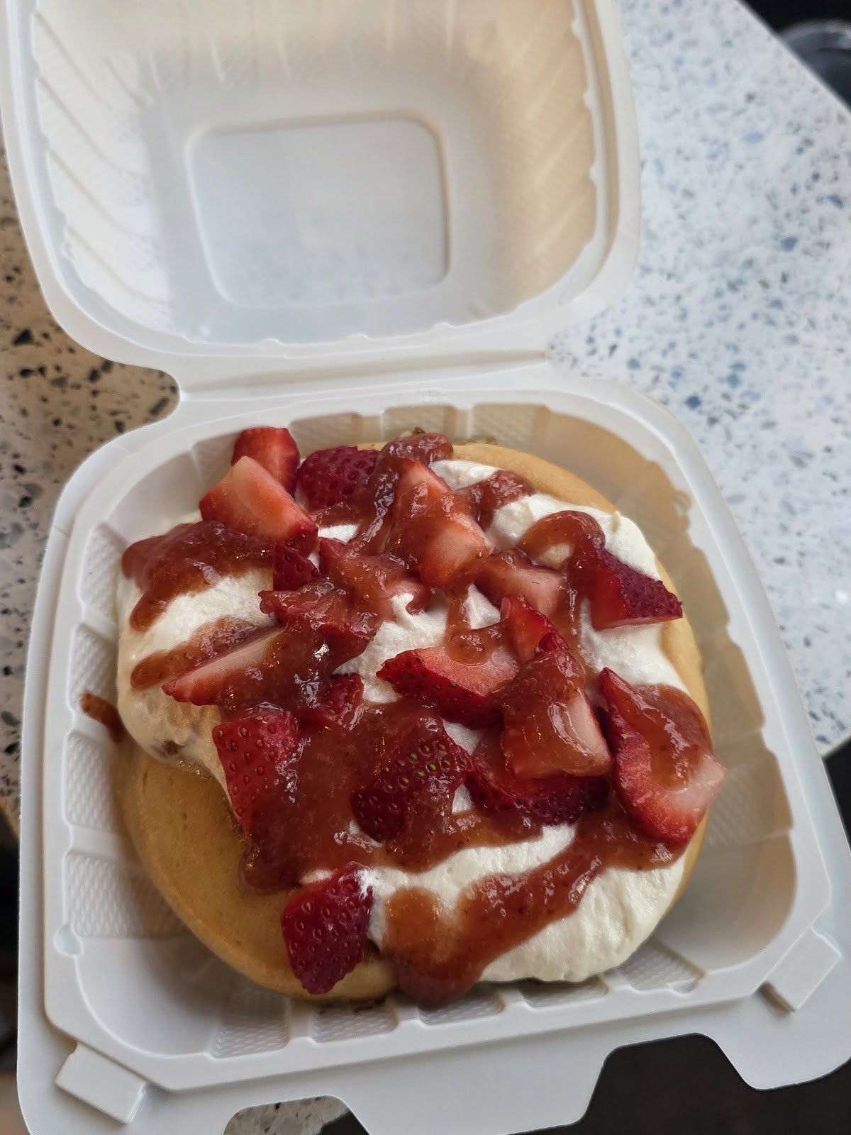 Cinnaholic: food & drinks