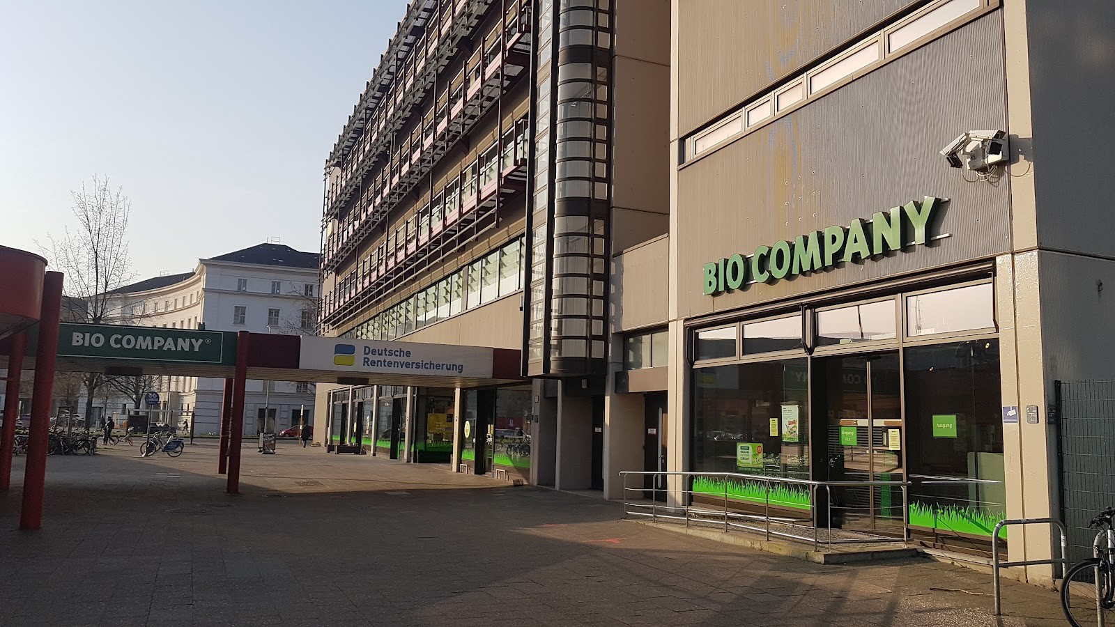 BIO COMPANY Fehrbelliner Platz: the place