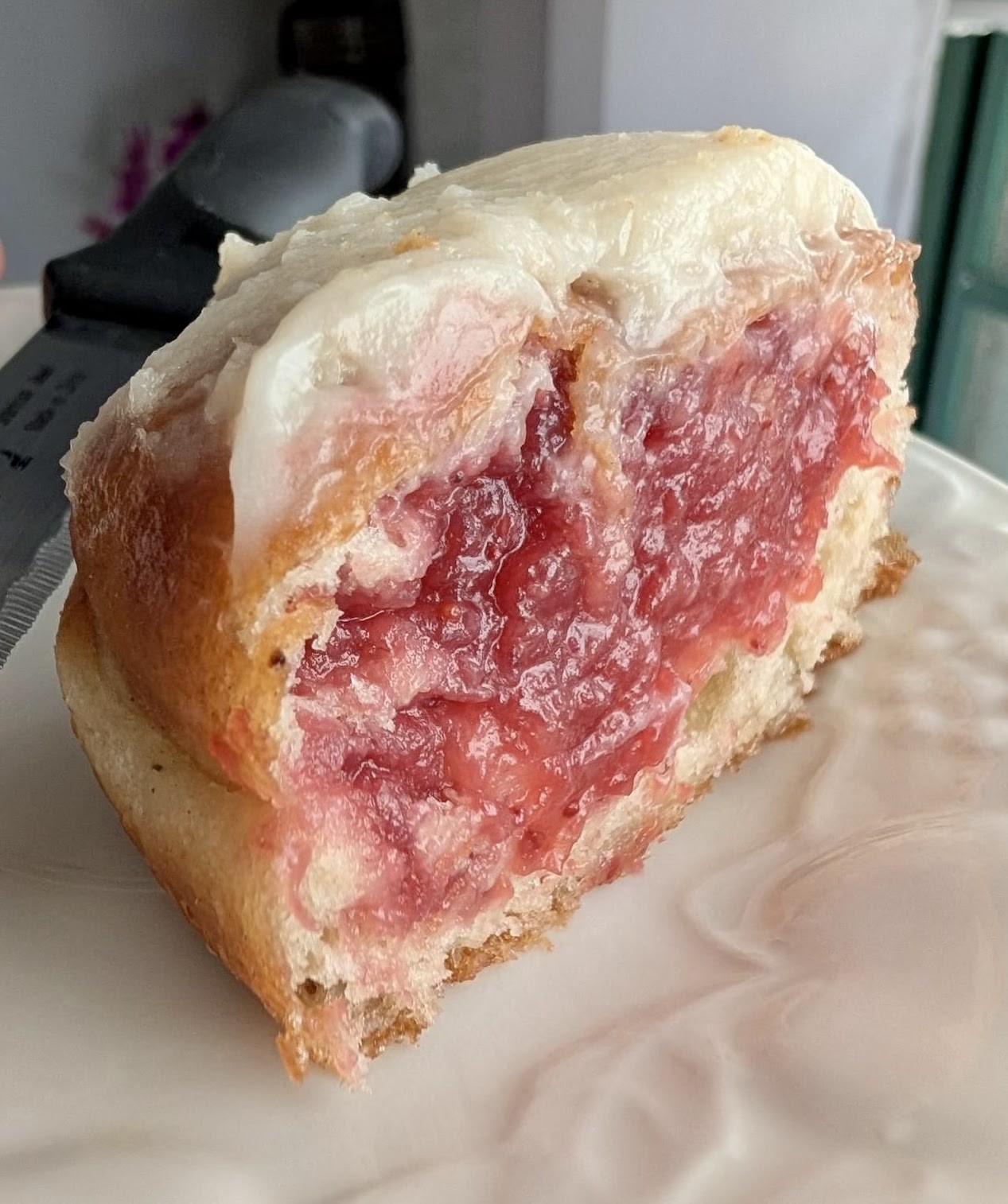Gigi's Doughnuts: food & drinks