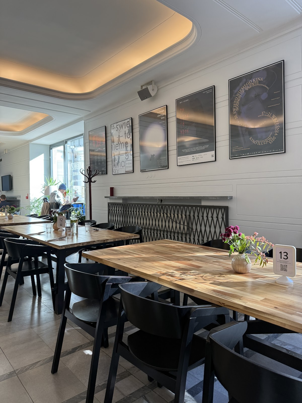 Stolica Café: the place