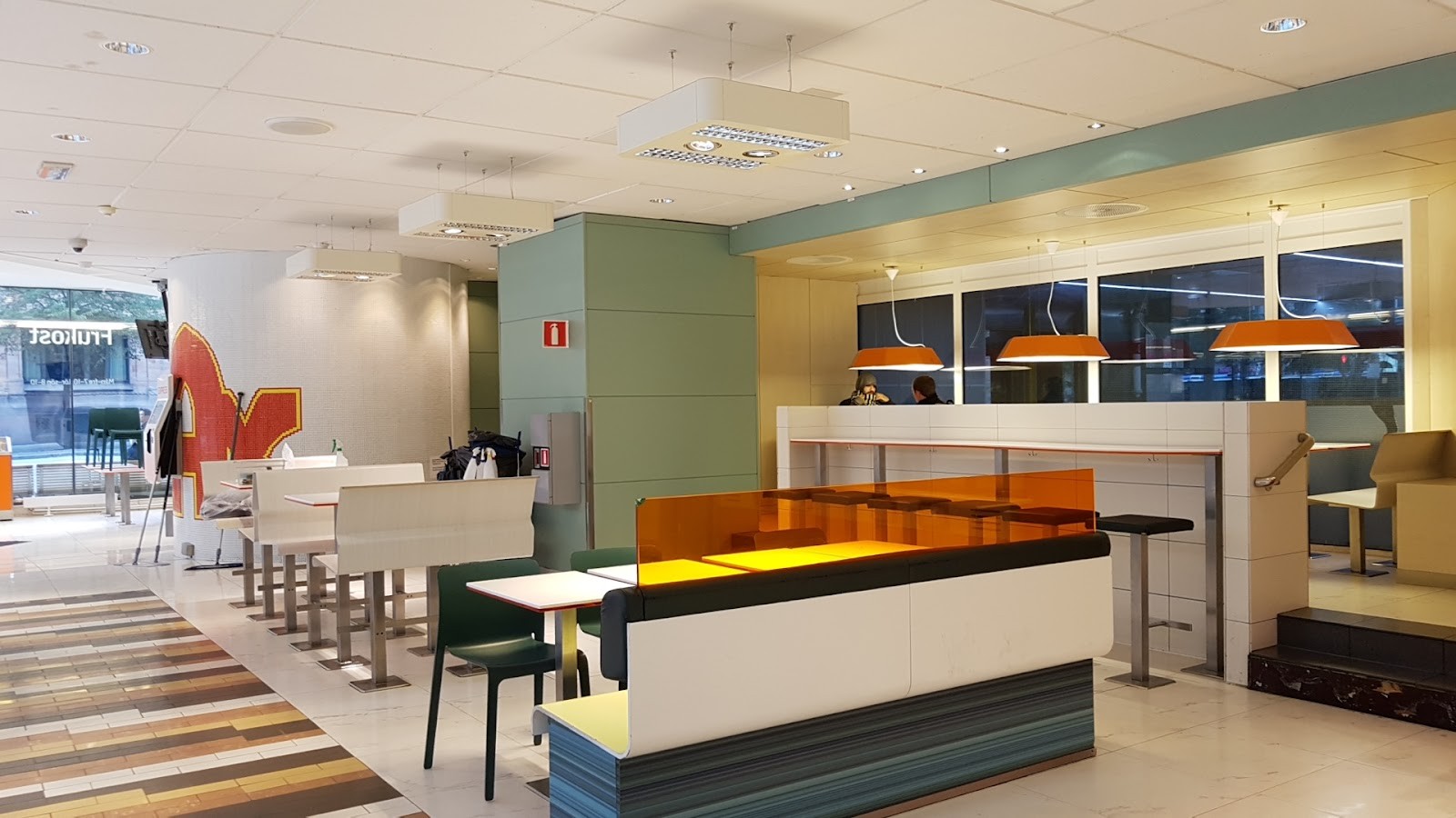 Max - Vasagatan: the place