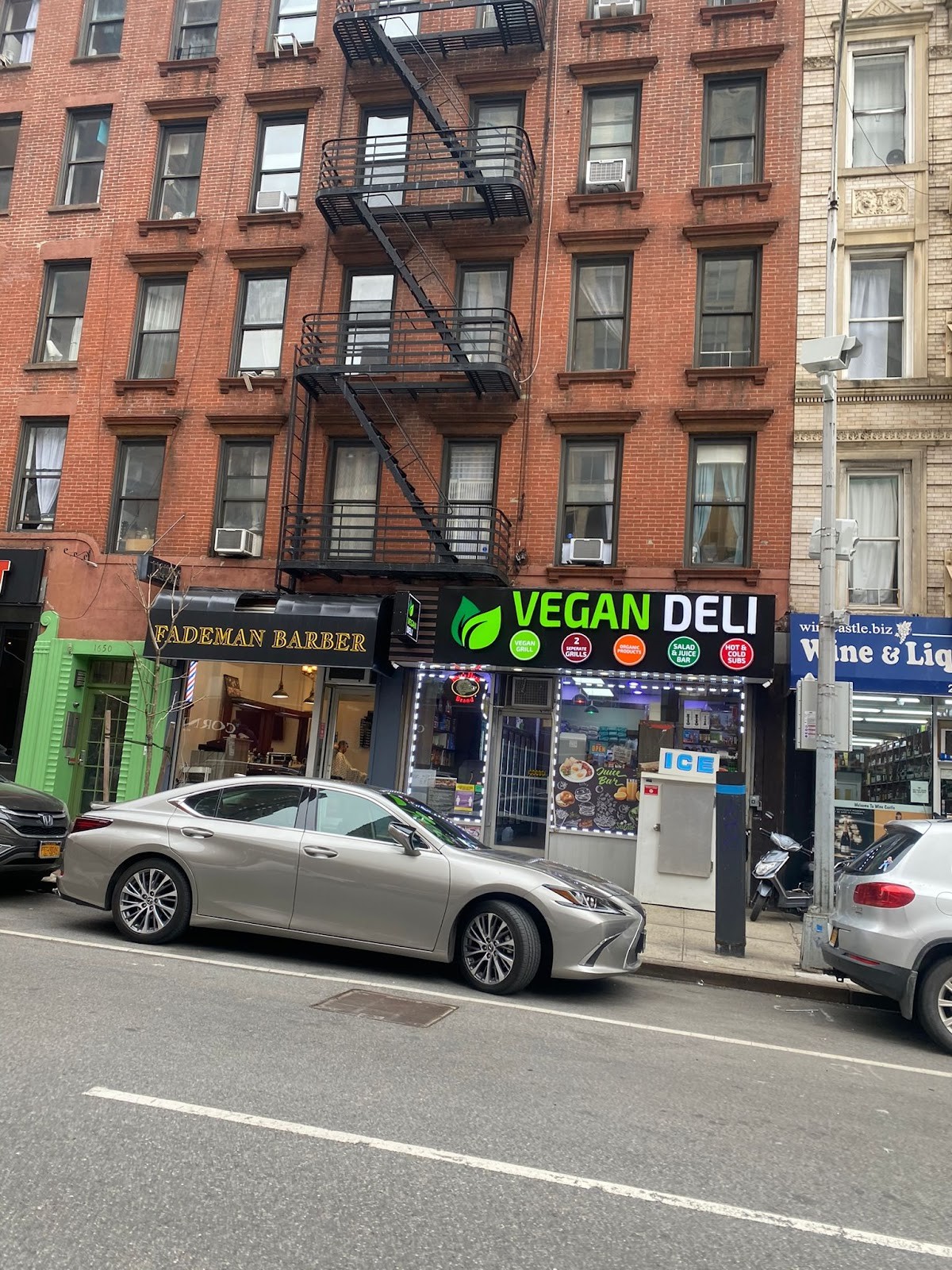 Vegan deli: the place