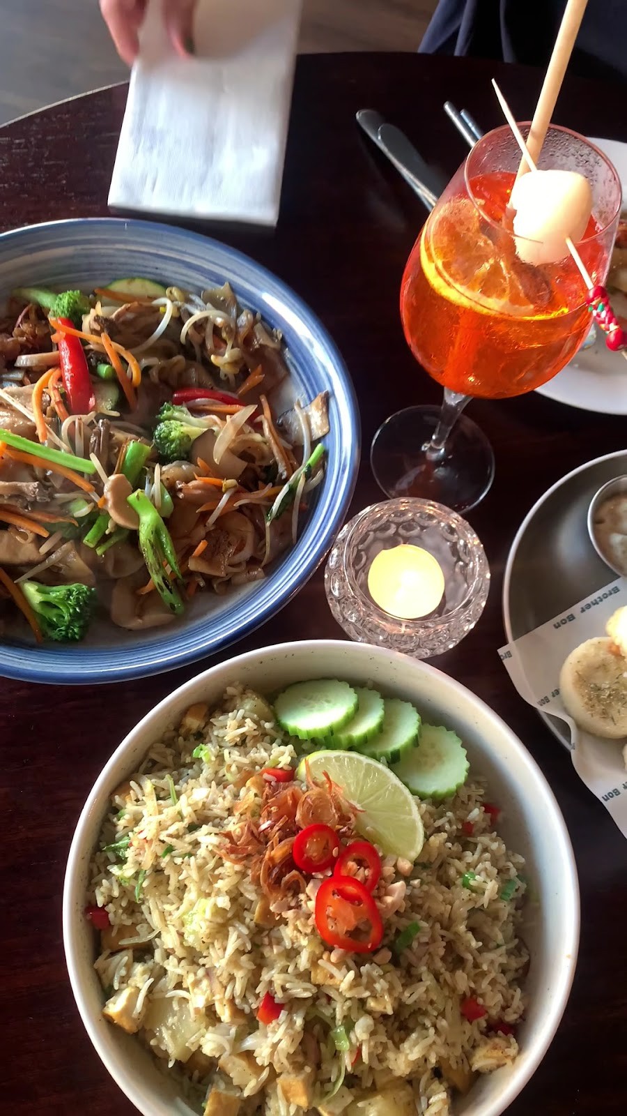 Brother Bon - Your Local Vegan Restaurant in Northcote: food & drinks