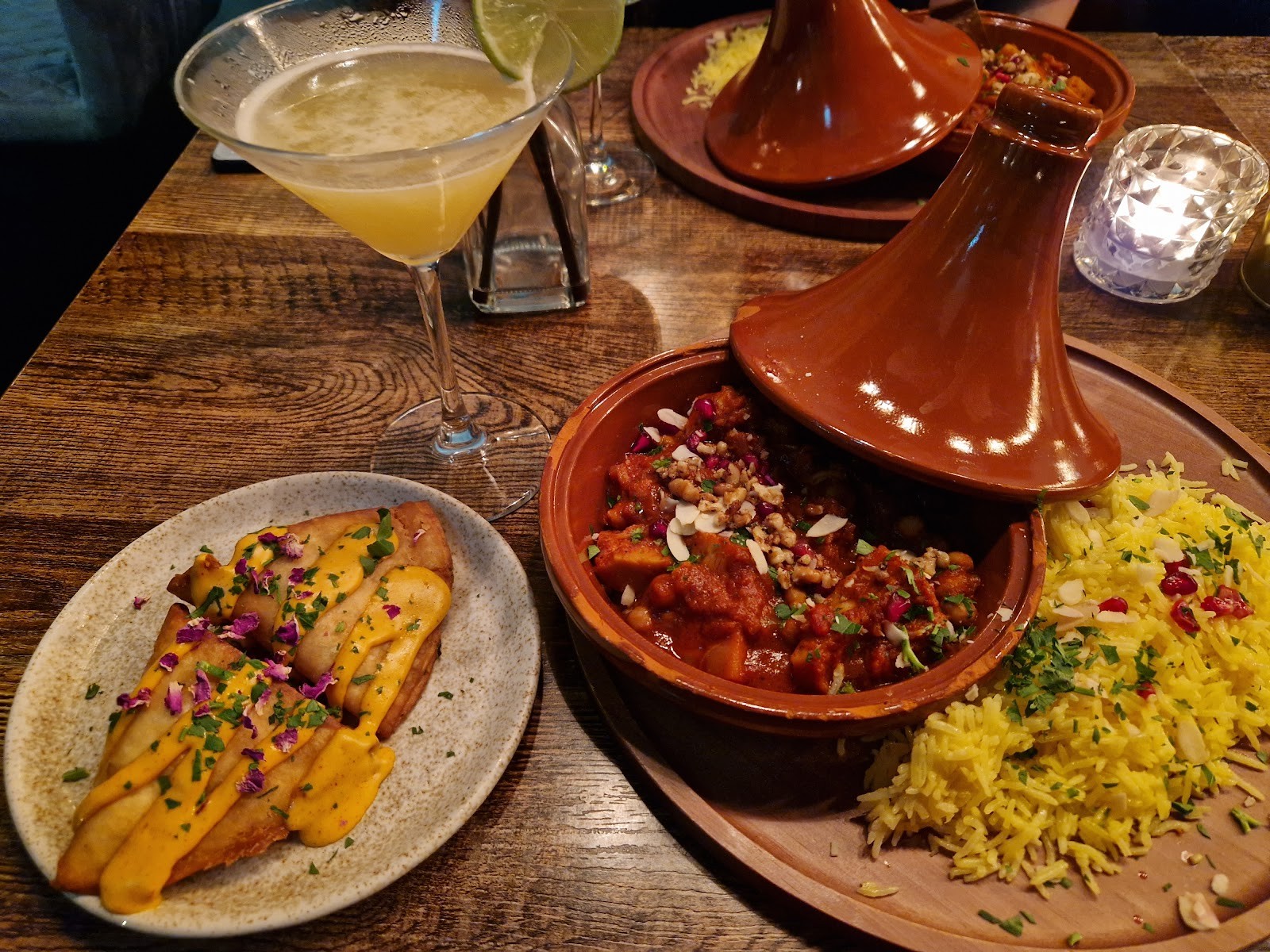 Koocha Mezze Bar: food & drinks