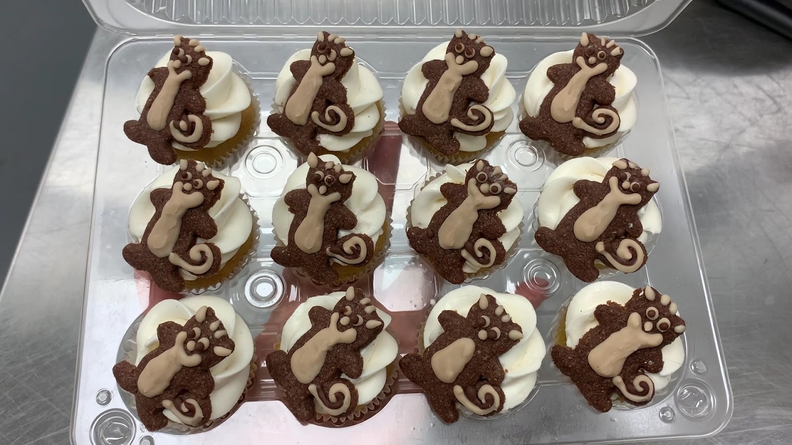 Bleu Neige Vegan Patisserie ~ONLINE PRE-ORDERS ONLY~: food & drinks