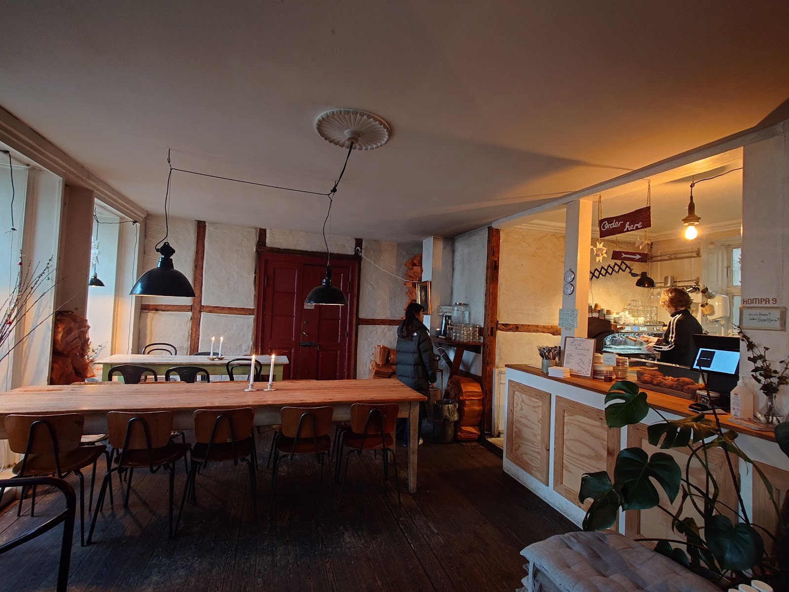 Kompa'9: the place