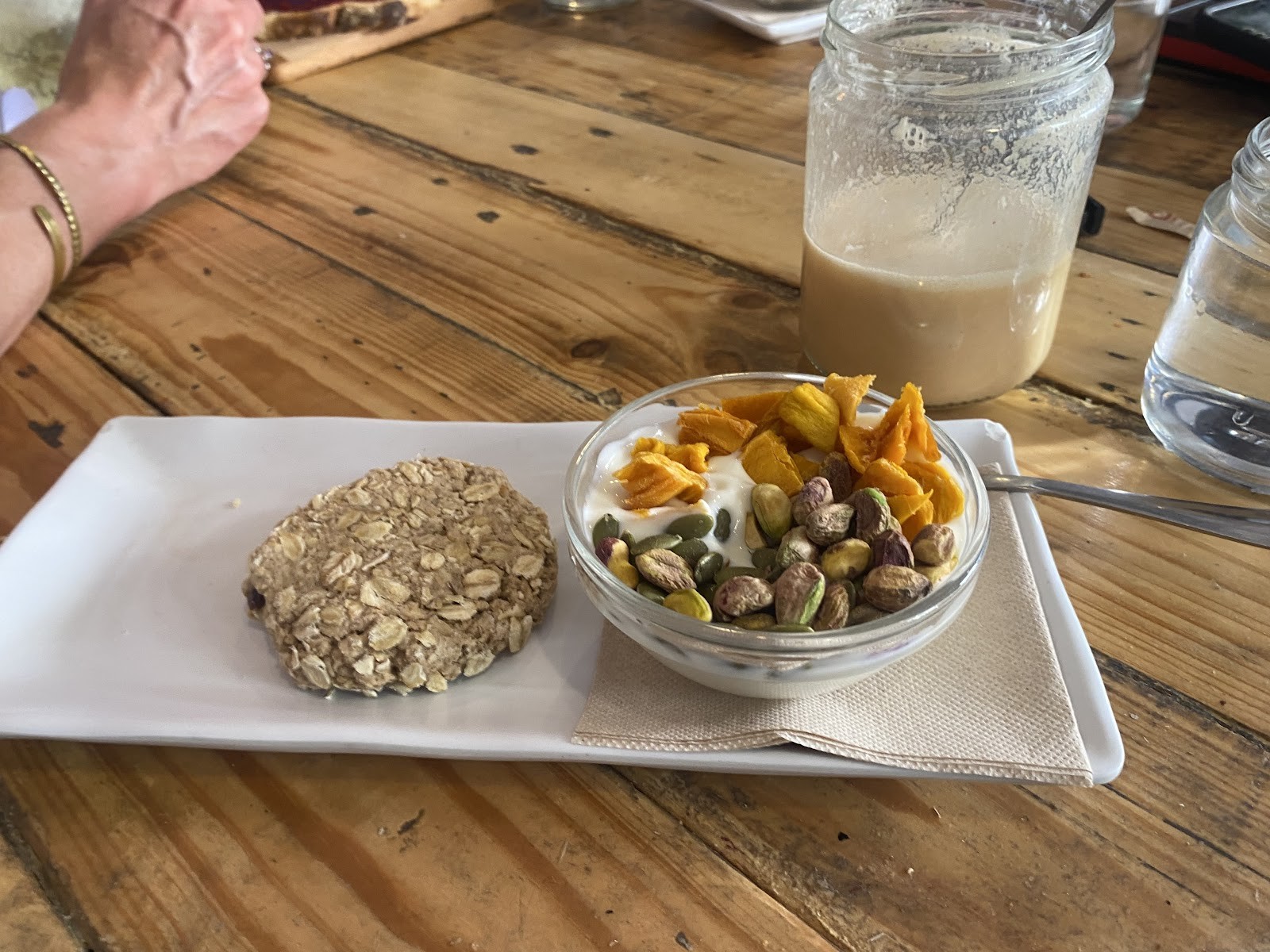 Café ArtySana - Ruzafa: food & drinks
