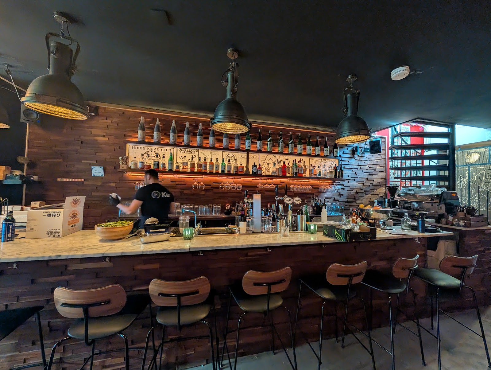 Ku Kitchen & Bar: the place