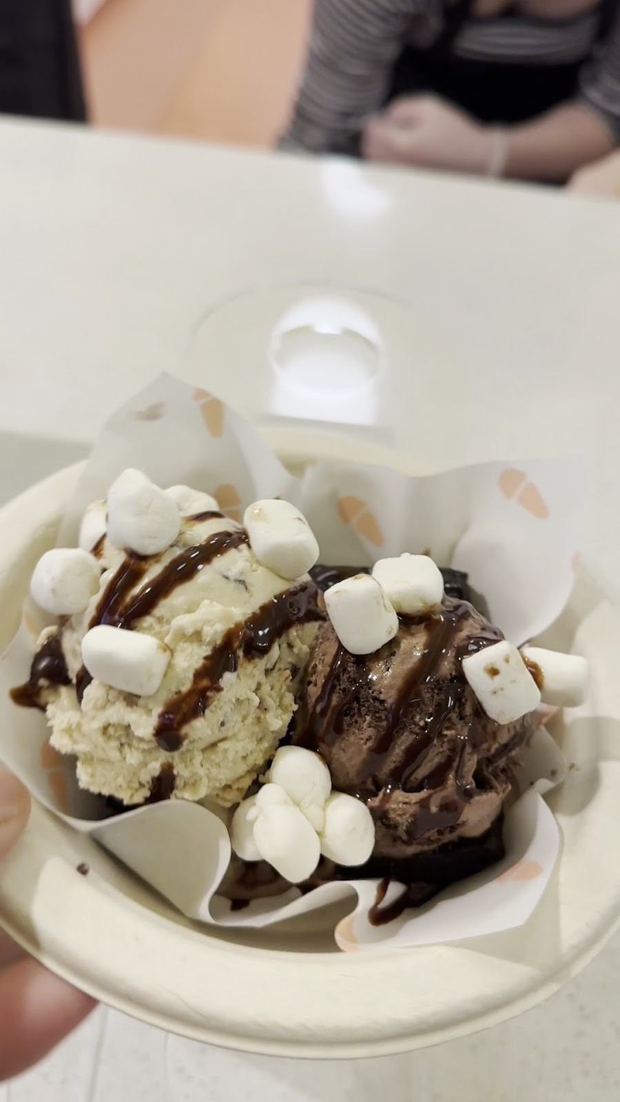 Kate's Ice Cream: food & drinks