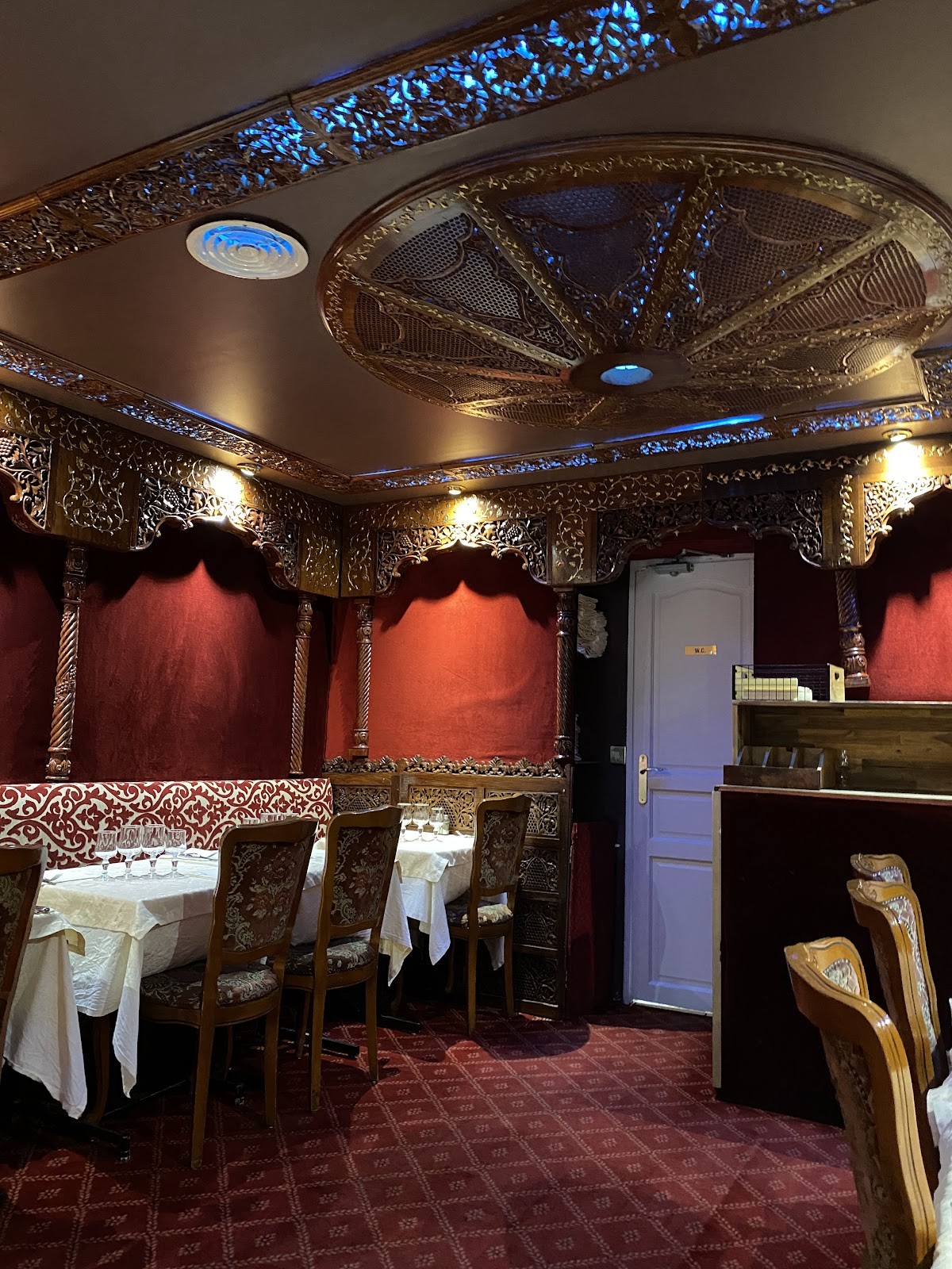 Le Safari - Montmartre: the place