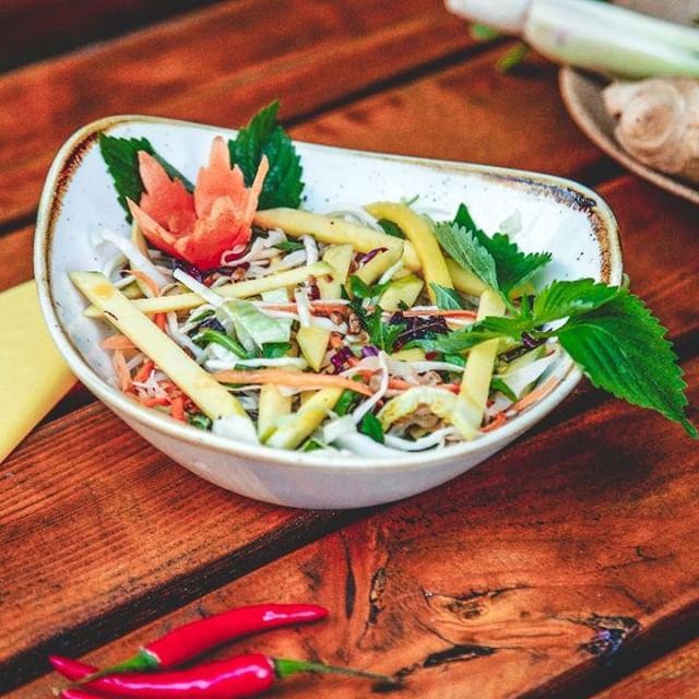 Chay Long: food & drinks