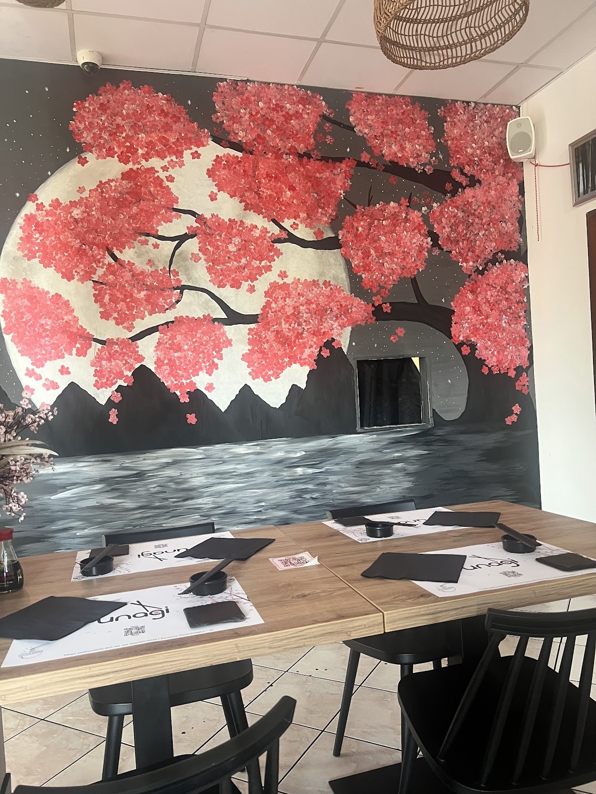 Unagi Ramen & Sushi: the place