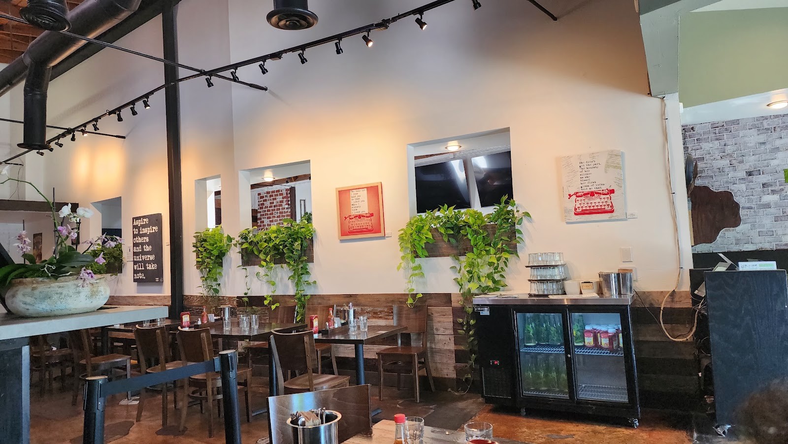 Blu Jam Cafe: the place