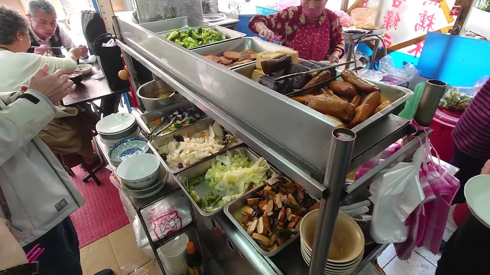 Mama Lai - 賴媽媽素食: the place