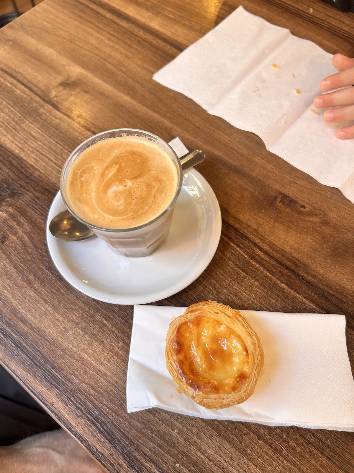 Lisboa Pastelaria: food & drinks