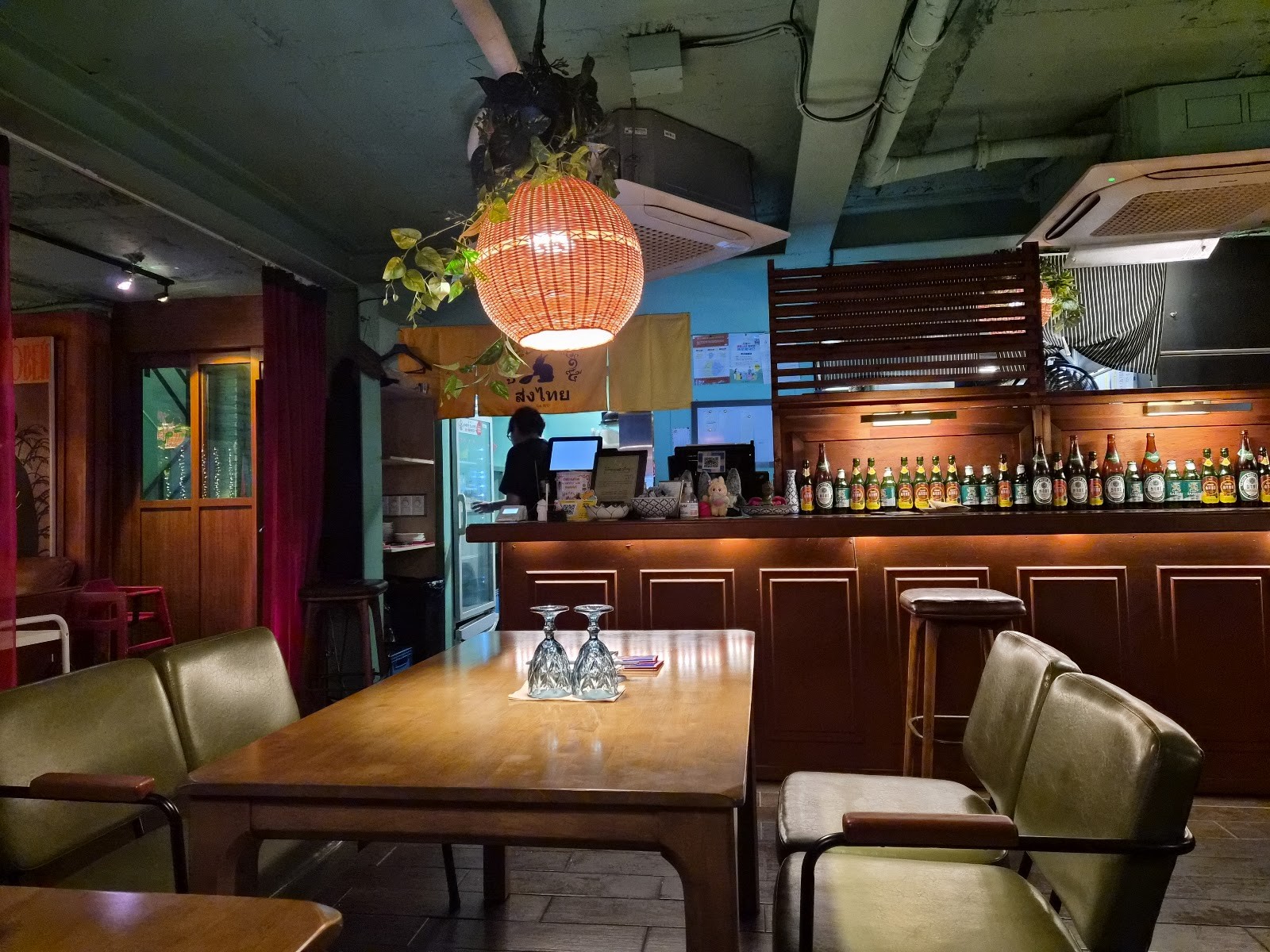 Ssong Thai Itaewon: the place