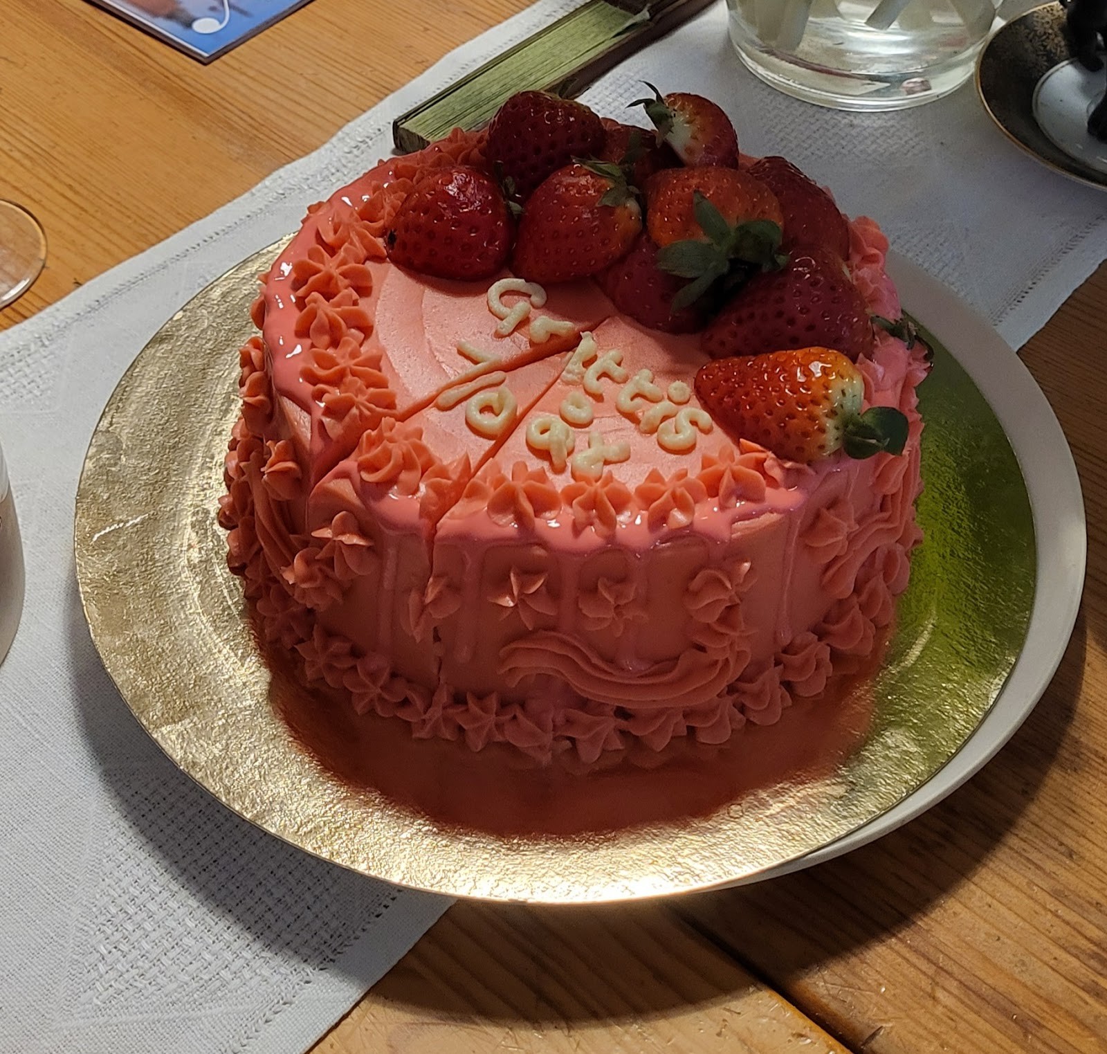 Glossy cakes: food & drinks