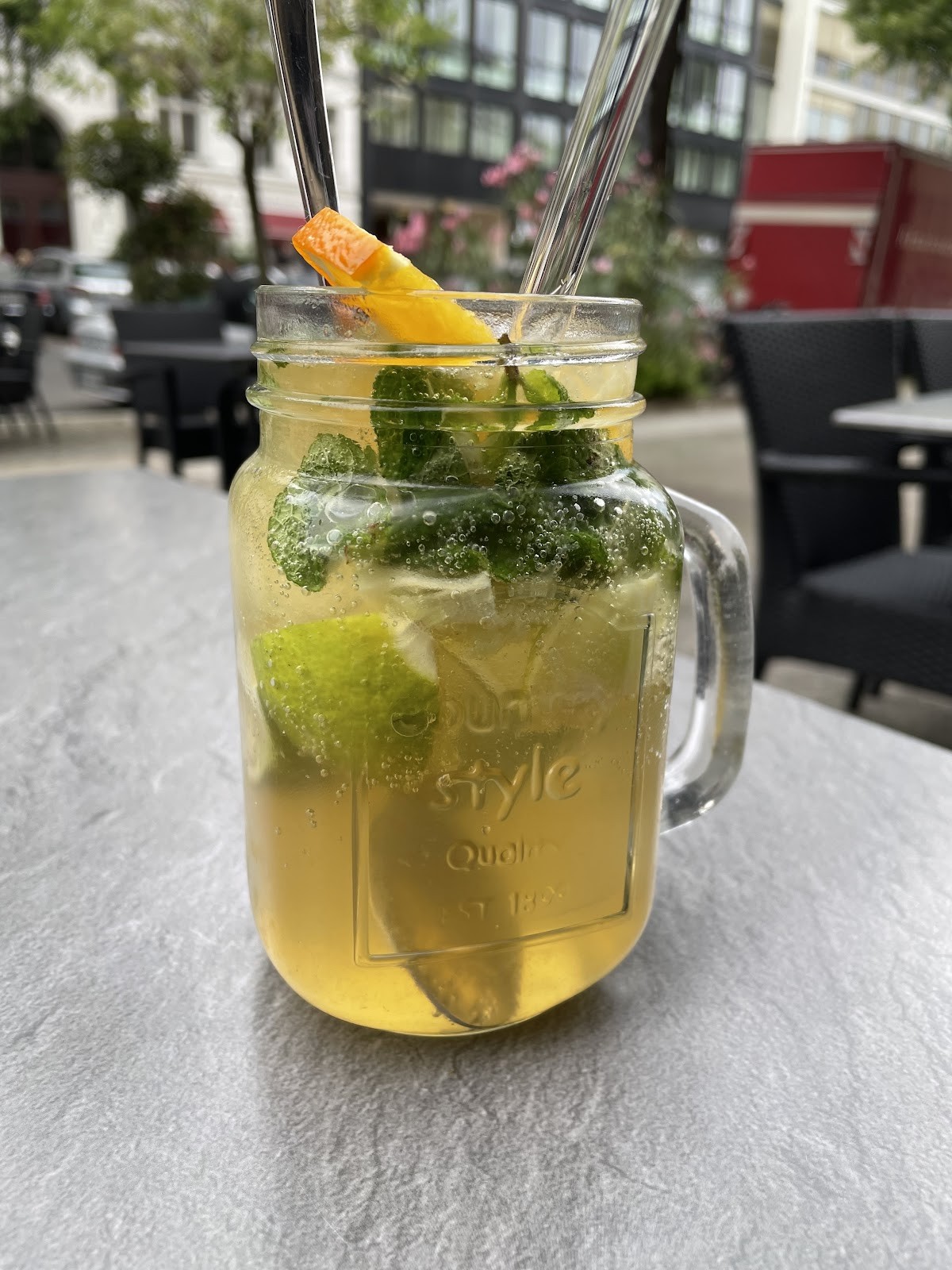 tiger club vegan sushi: food & drinks