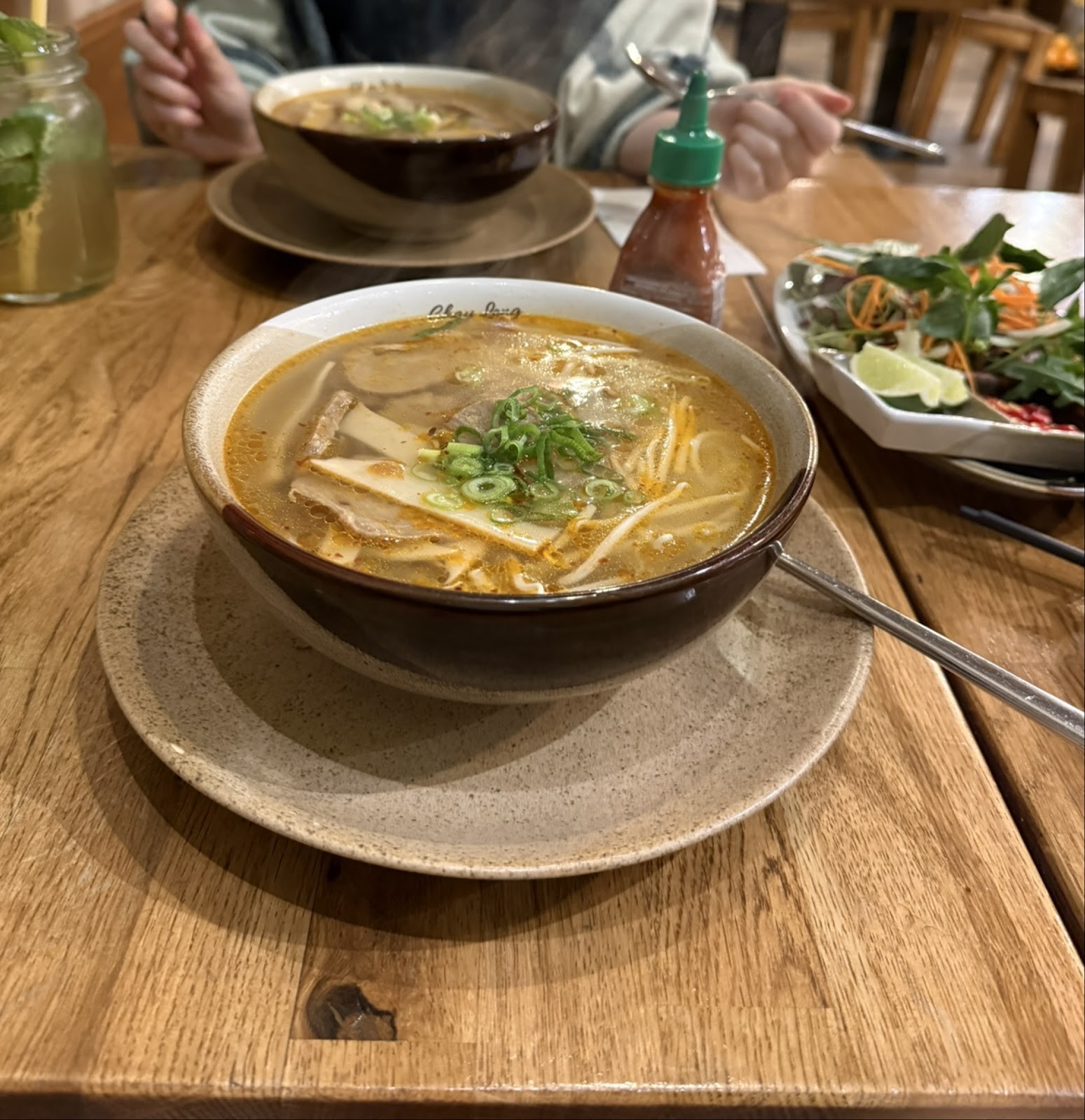 Chay Long: food & drinks