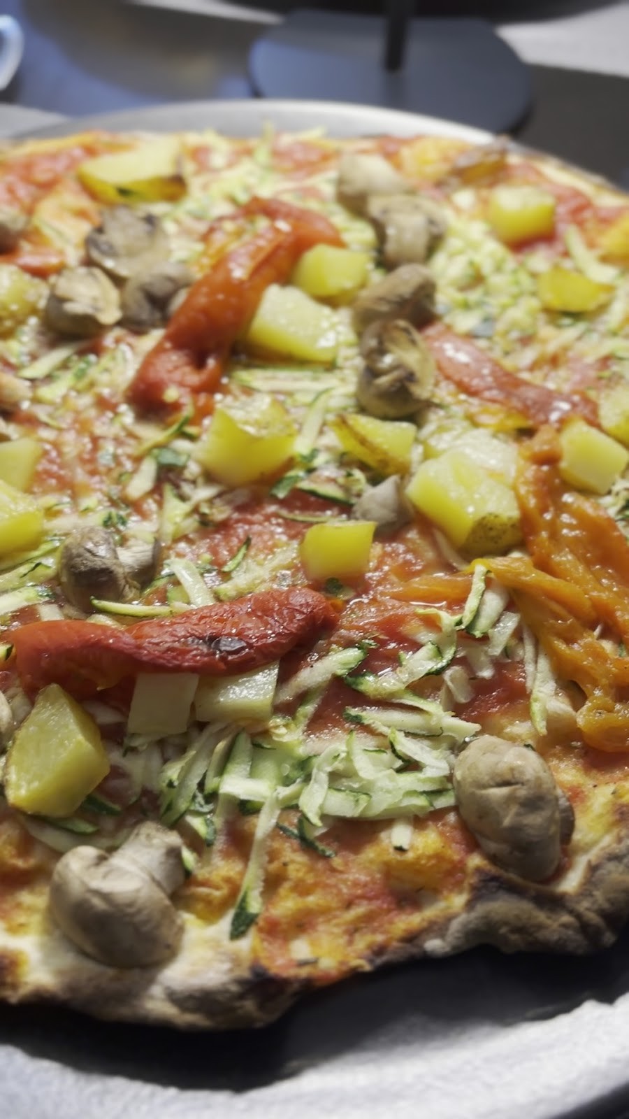 Novapizza Vegan Italian Restaurant: food & drinks