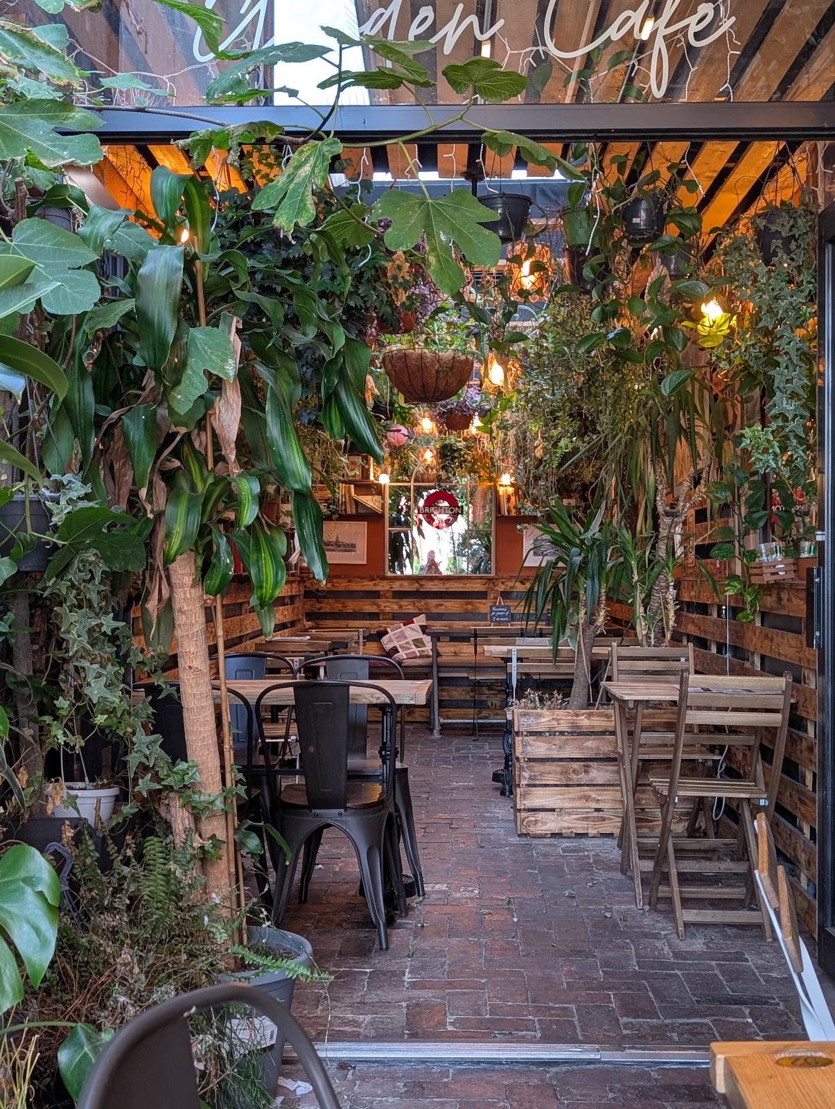 Garden Cafe Brighton: the place