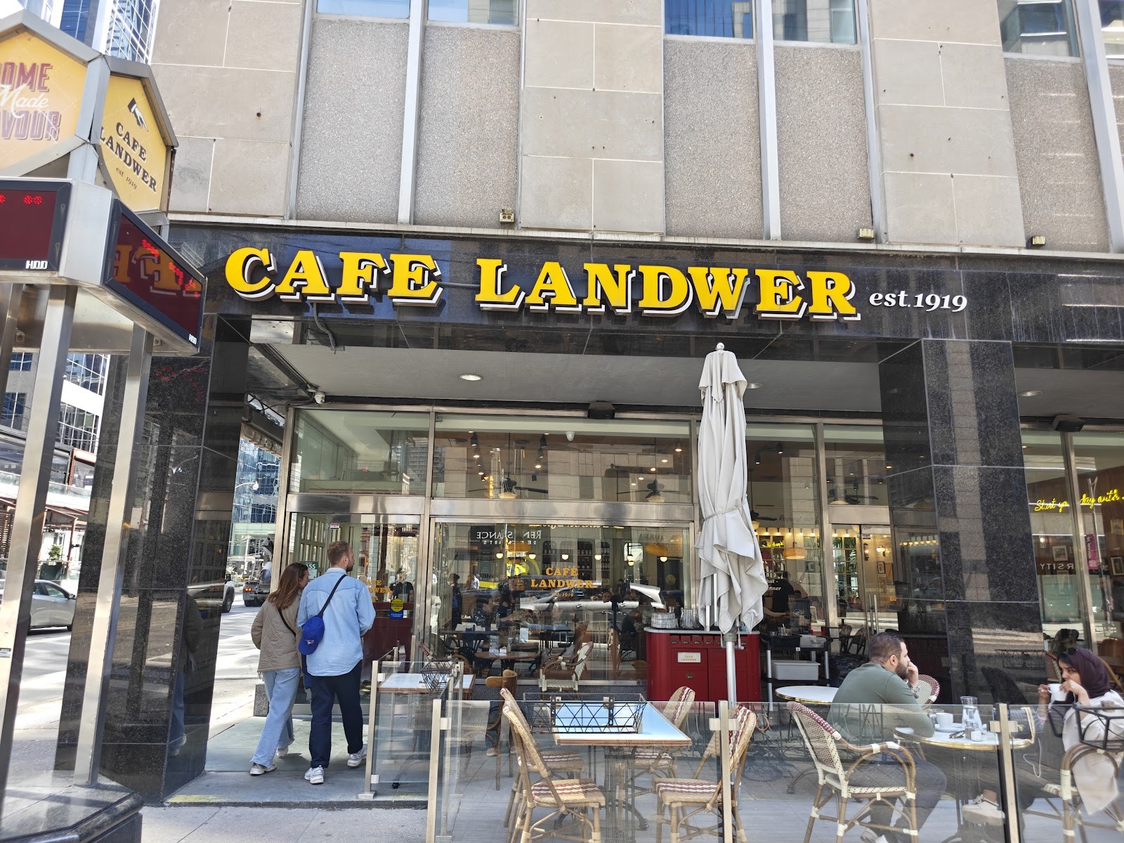 Cafe Landwer: the place