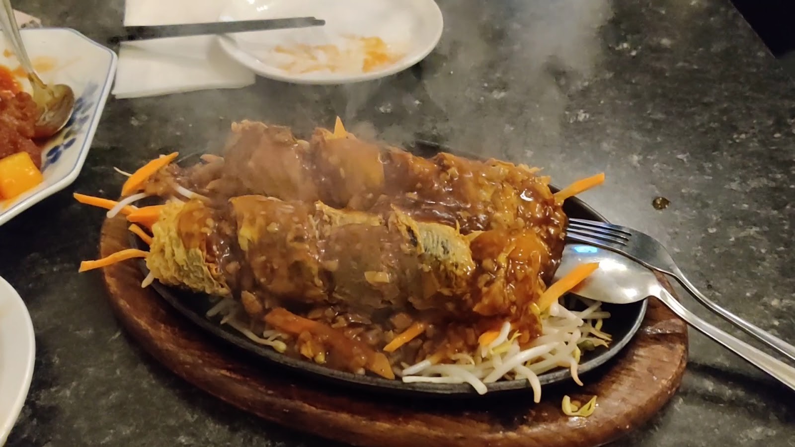 Buddha's Vegan Restaurant: food & drinks