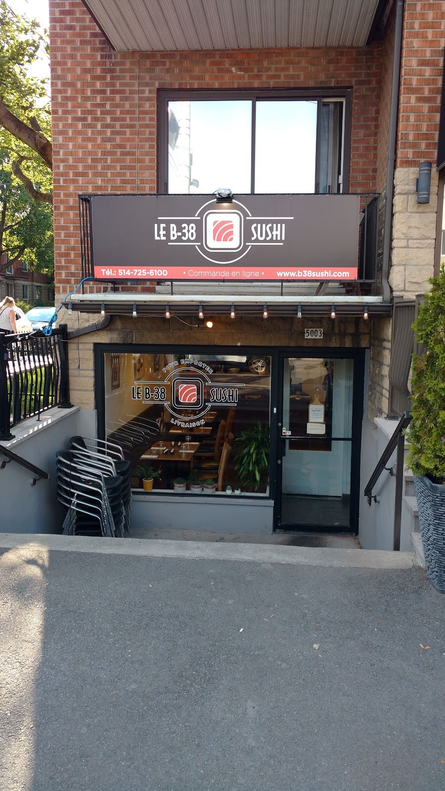 Le B-38: the place